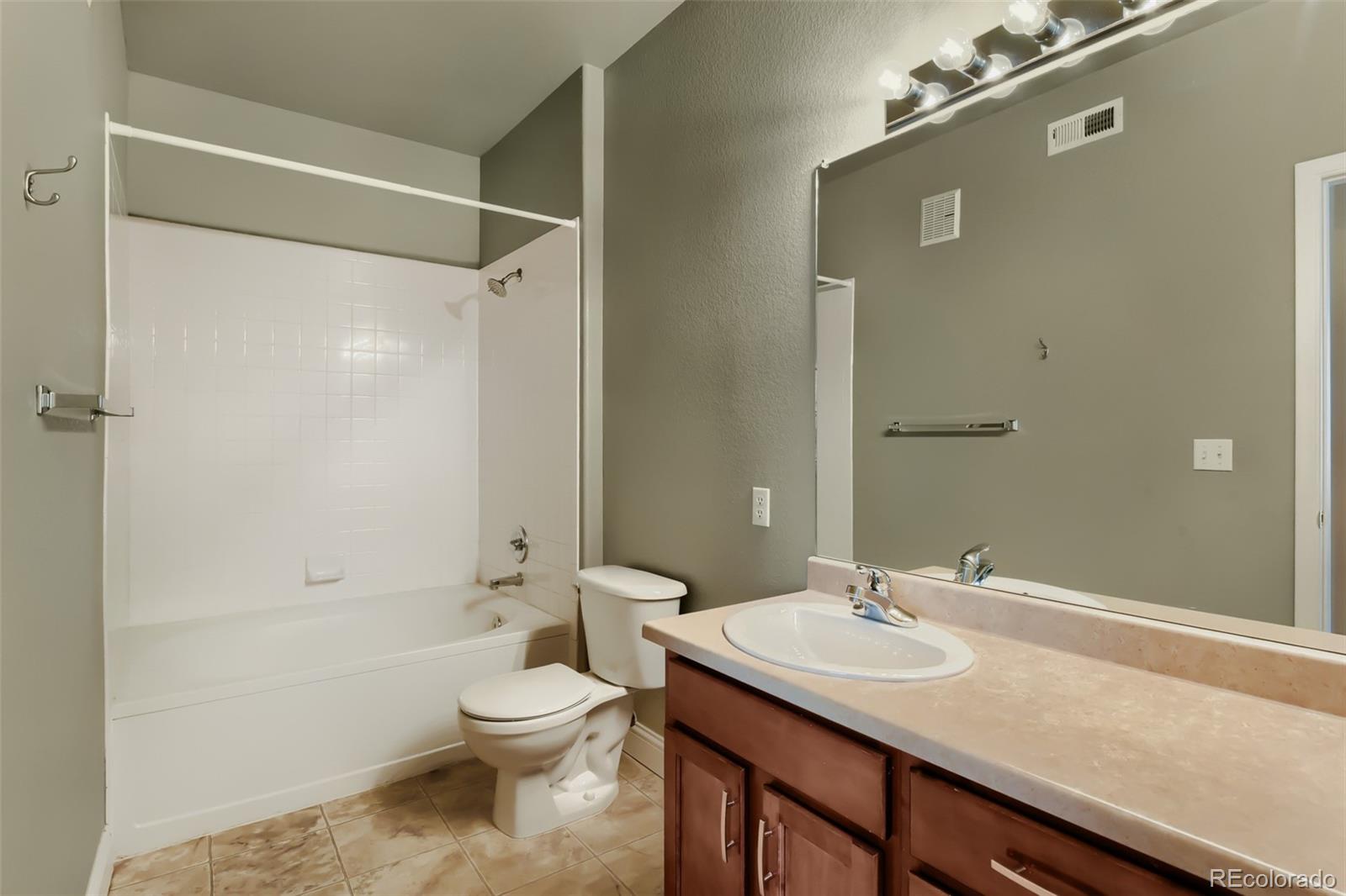 MLS Image #5 for 8481 w union avenue,littleton, Colorado
