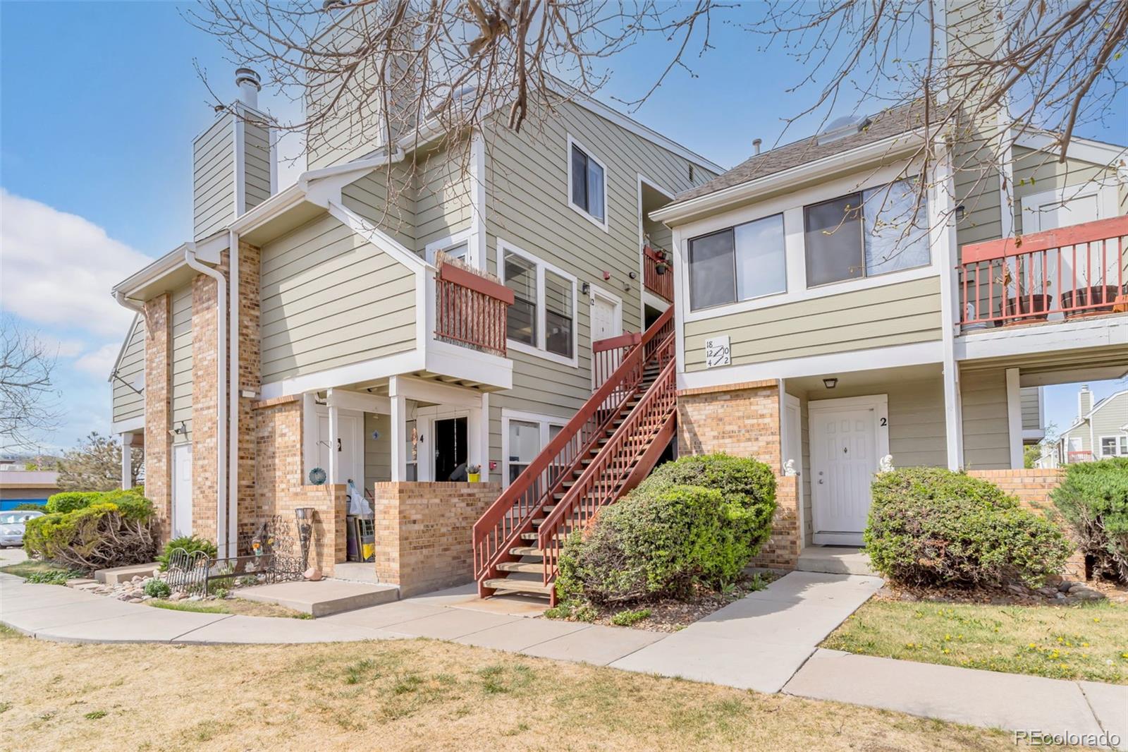 MLS Image #0 for 992 s dearborn way,aurora, Colorado