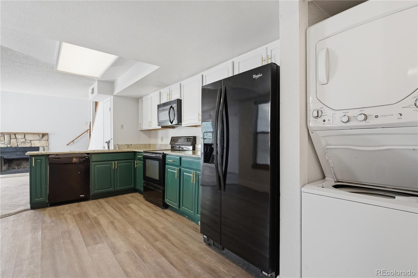 MLS Image #9 for 992 s dearborn way,aurora, Colorado