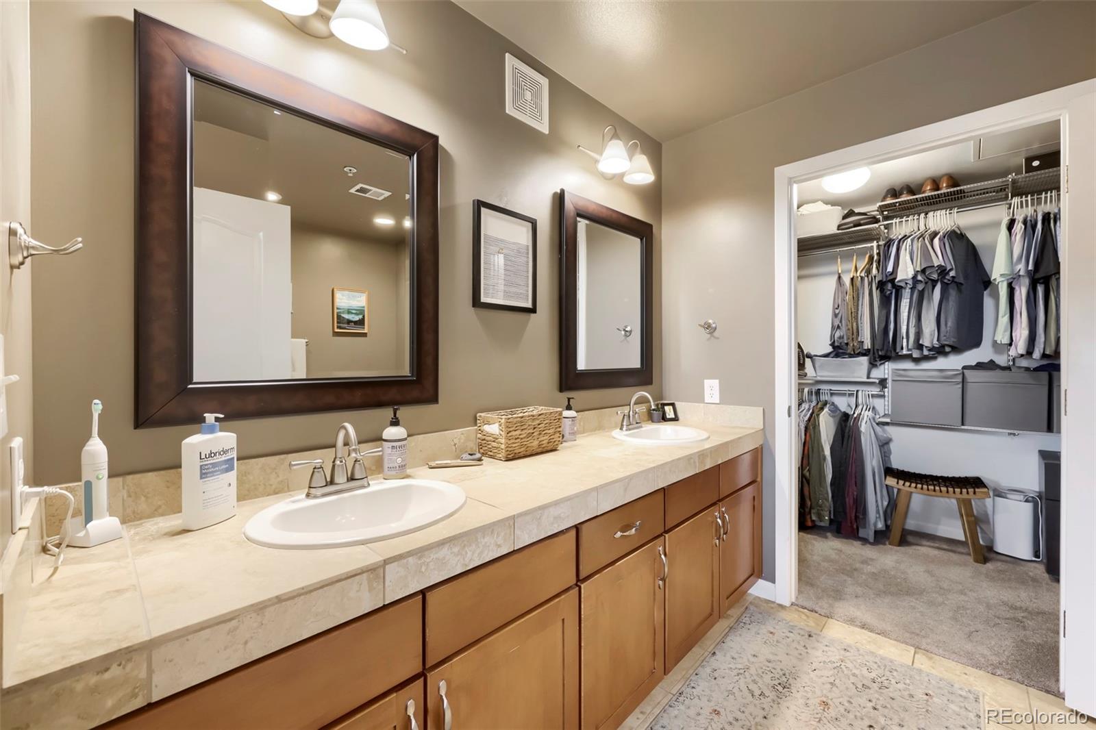 MLS Image #14 for 1489  steele street,denver, Colorado