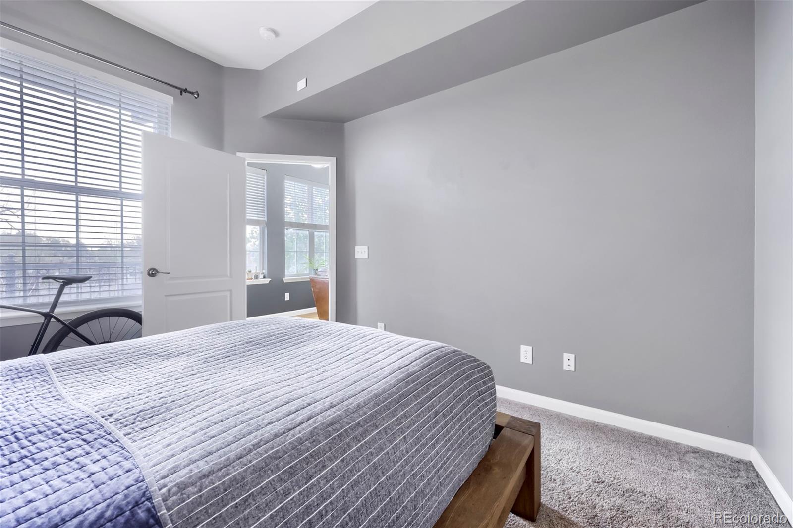 MLS Image #18 for 1489  steele street,denver, Colorado