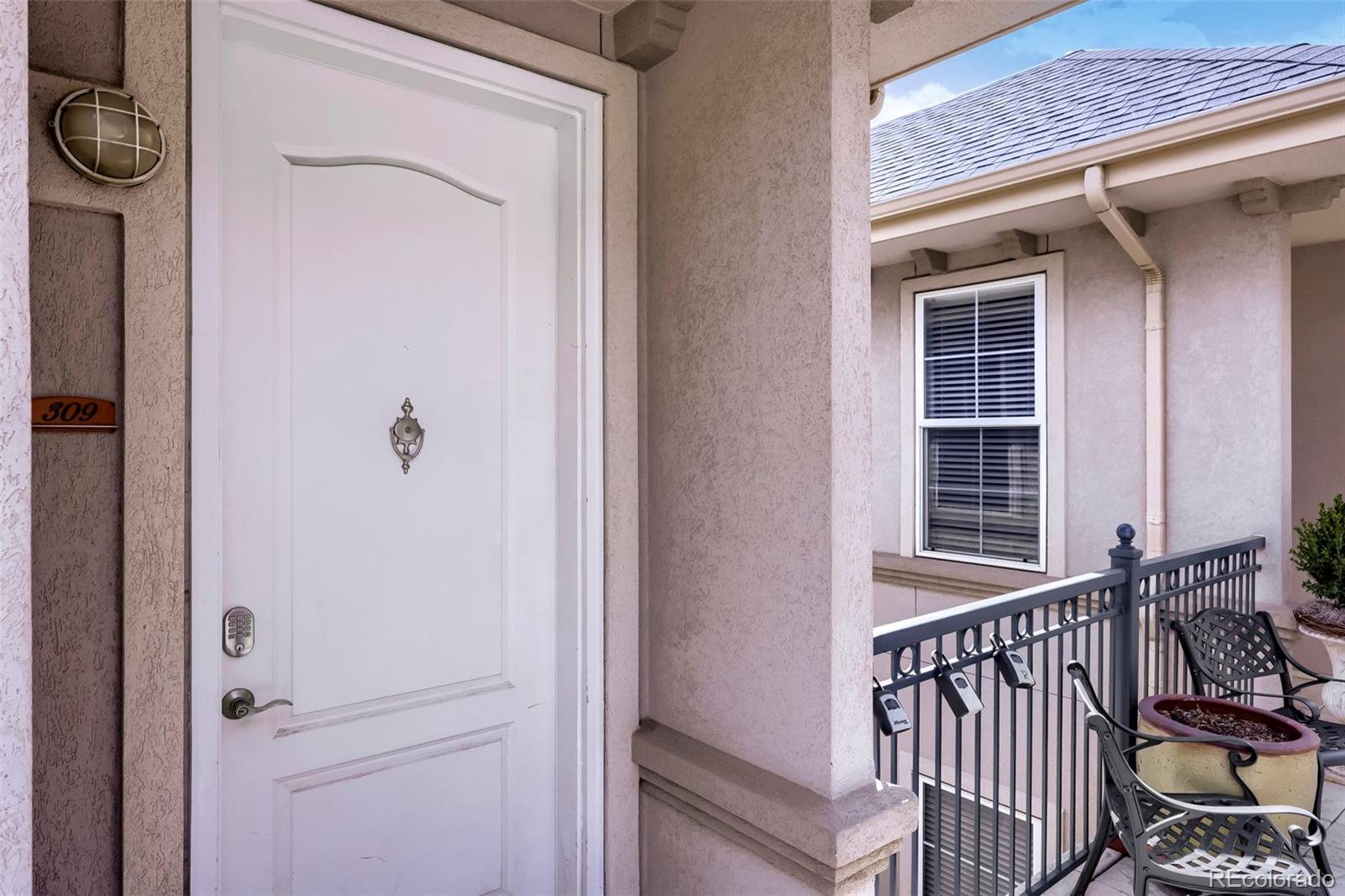 MLS Image #21 for 1489  steele street,denver, Colorado