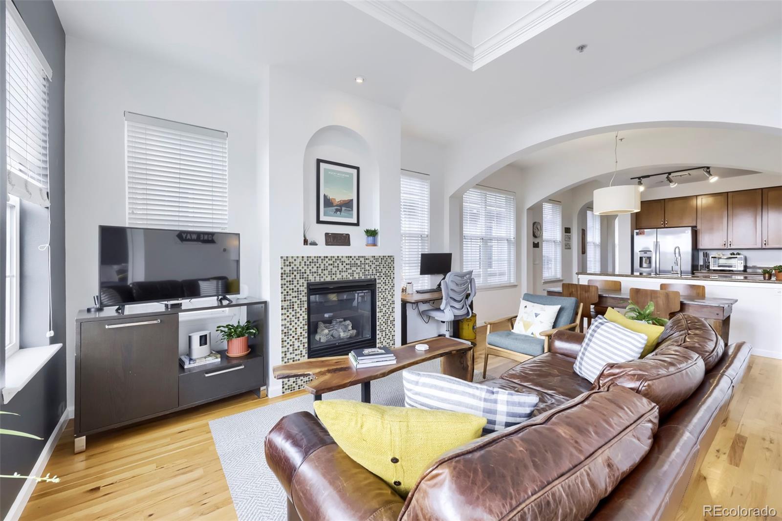 MLS Image #6 for 1489  steele street,denver, Colorado