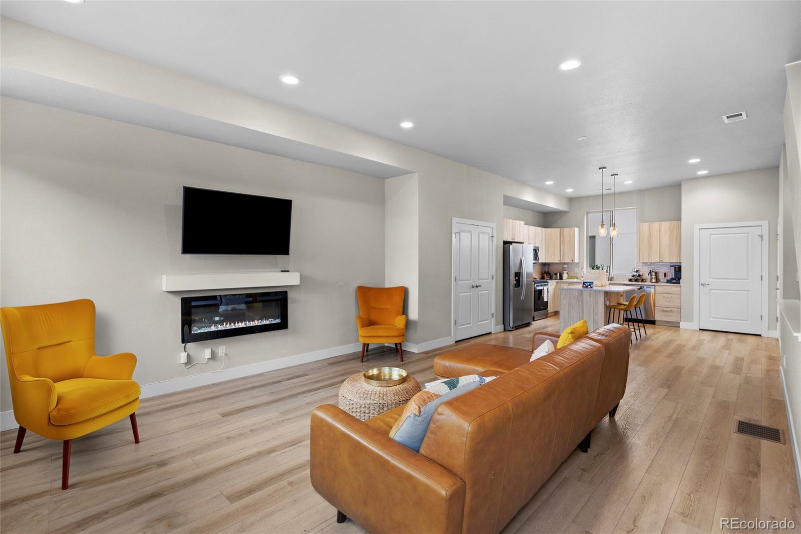 MLS Image #13 for 4731 e iliff avenue,denver, Colorado