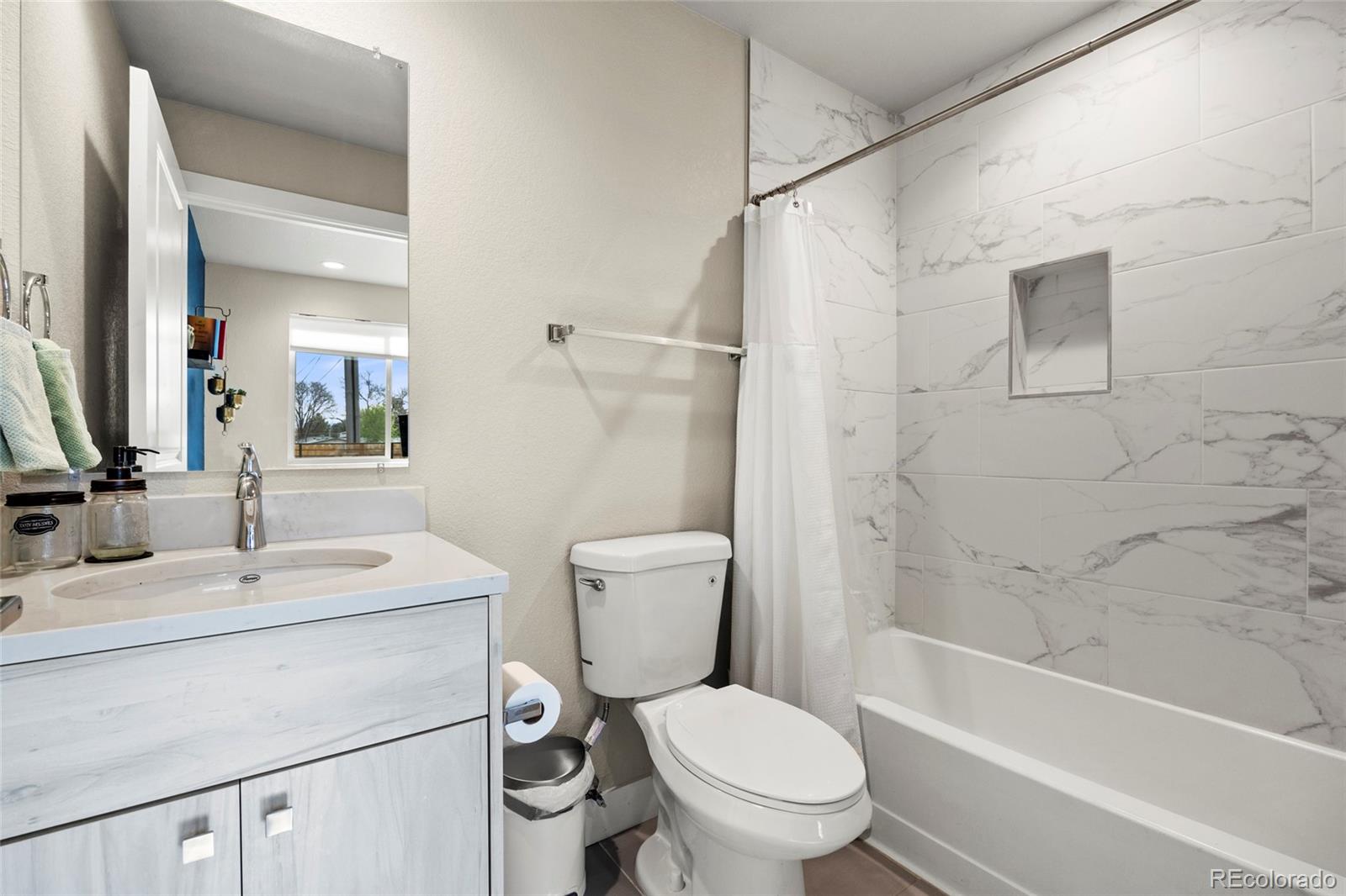 MLS Image #6 for 4731 e iliff avenue,denver, Colorado