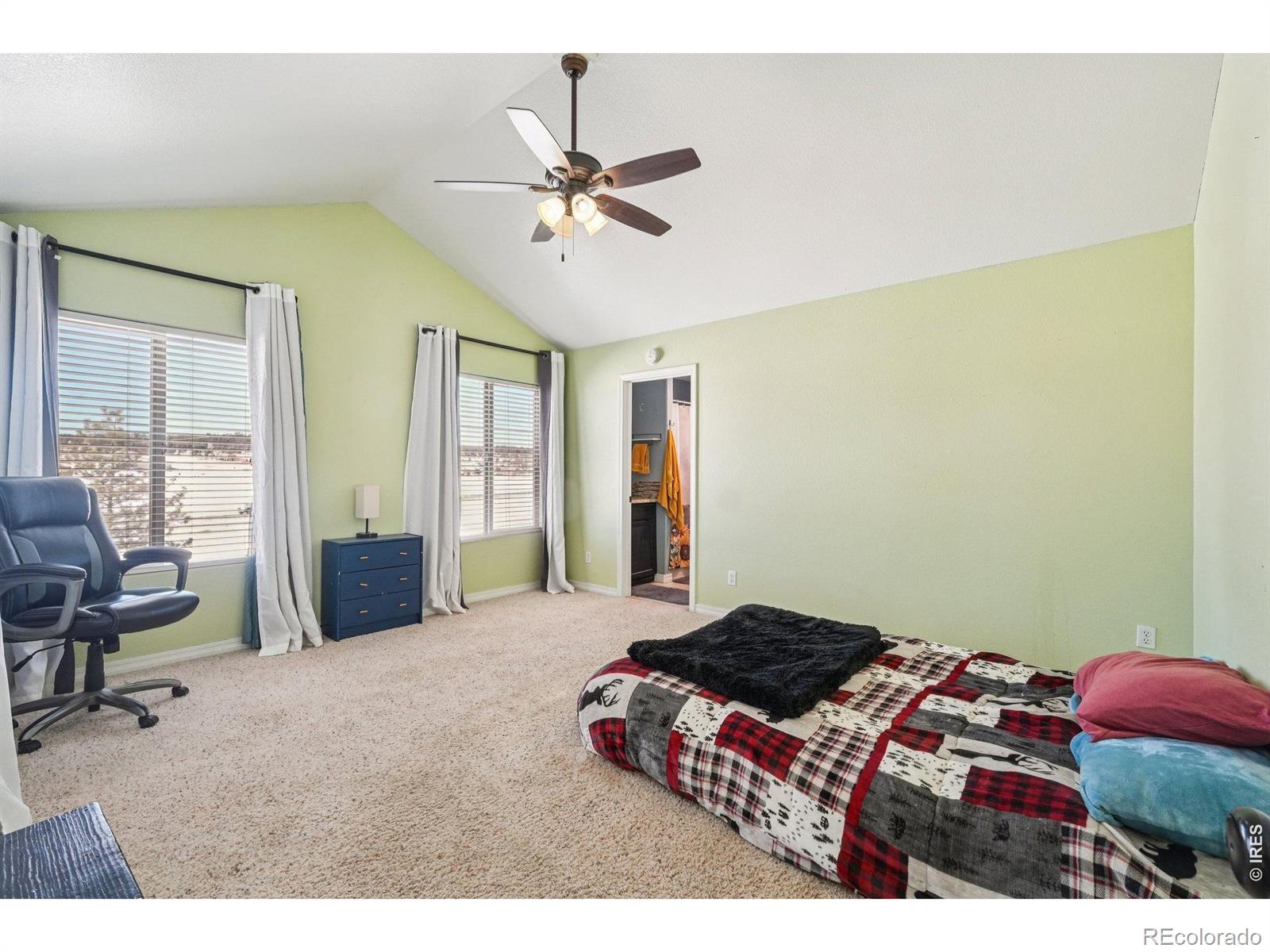 MLS Image #23 for    ,, Colorado
