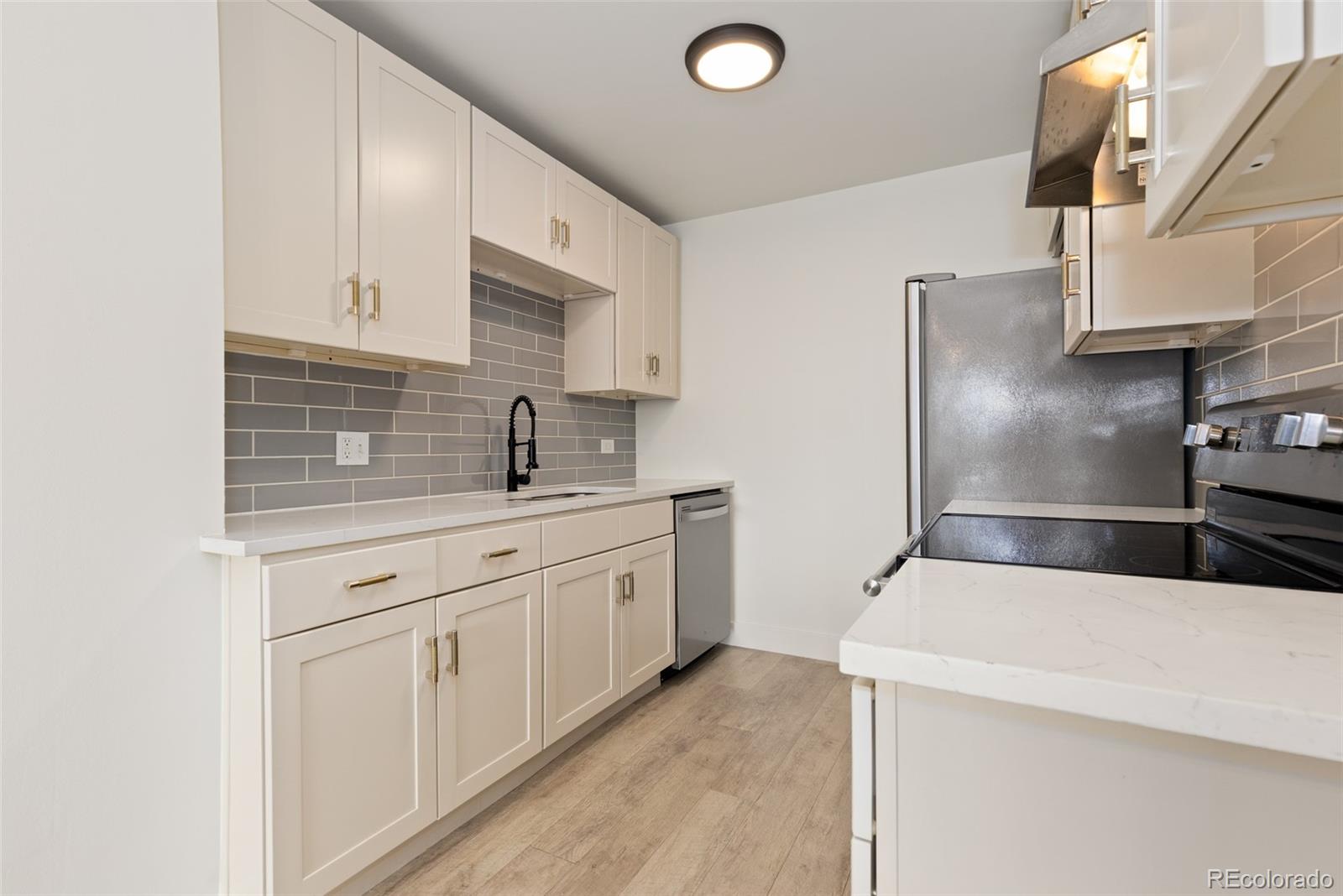 MLS Image #11 for 550 e 12th avenue,denver, Colorado
