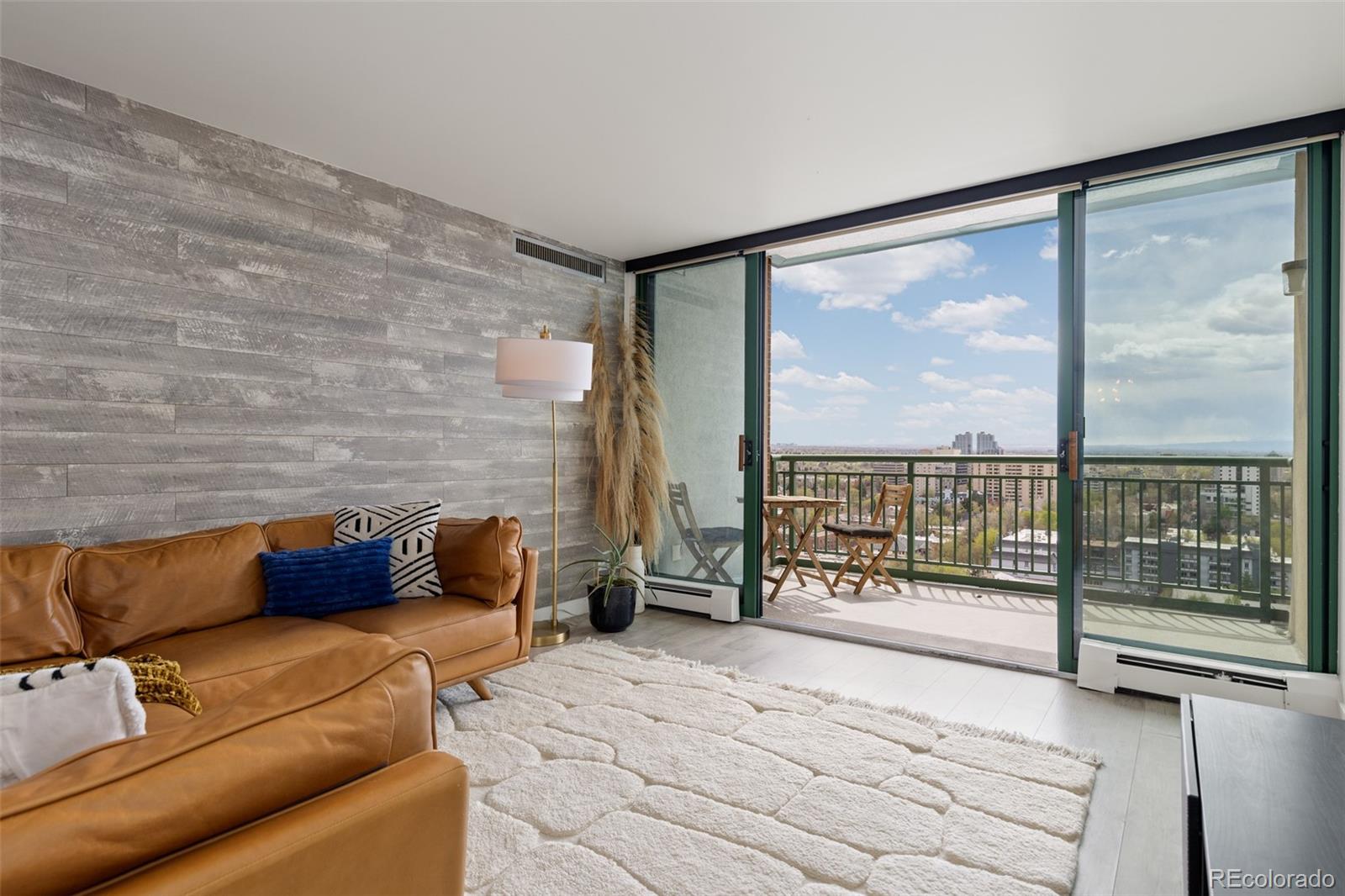 MLS Image #4 for 550 e 12th avenue,denver, Colorado