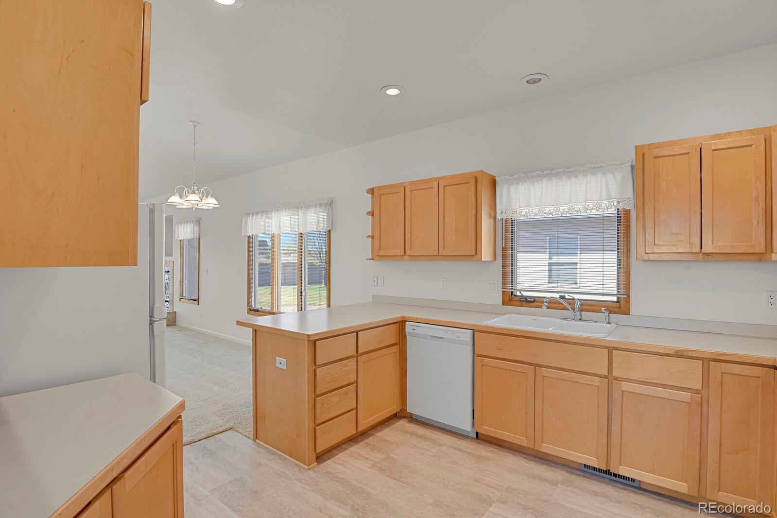 MLS Image #9 for 470 s soaring eagle drive,pueblo, Colorado