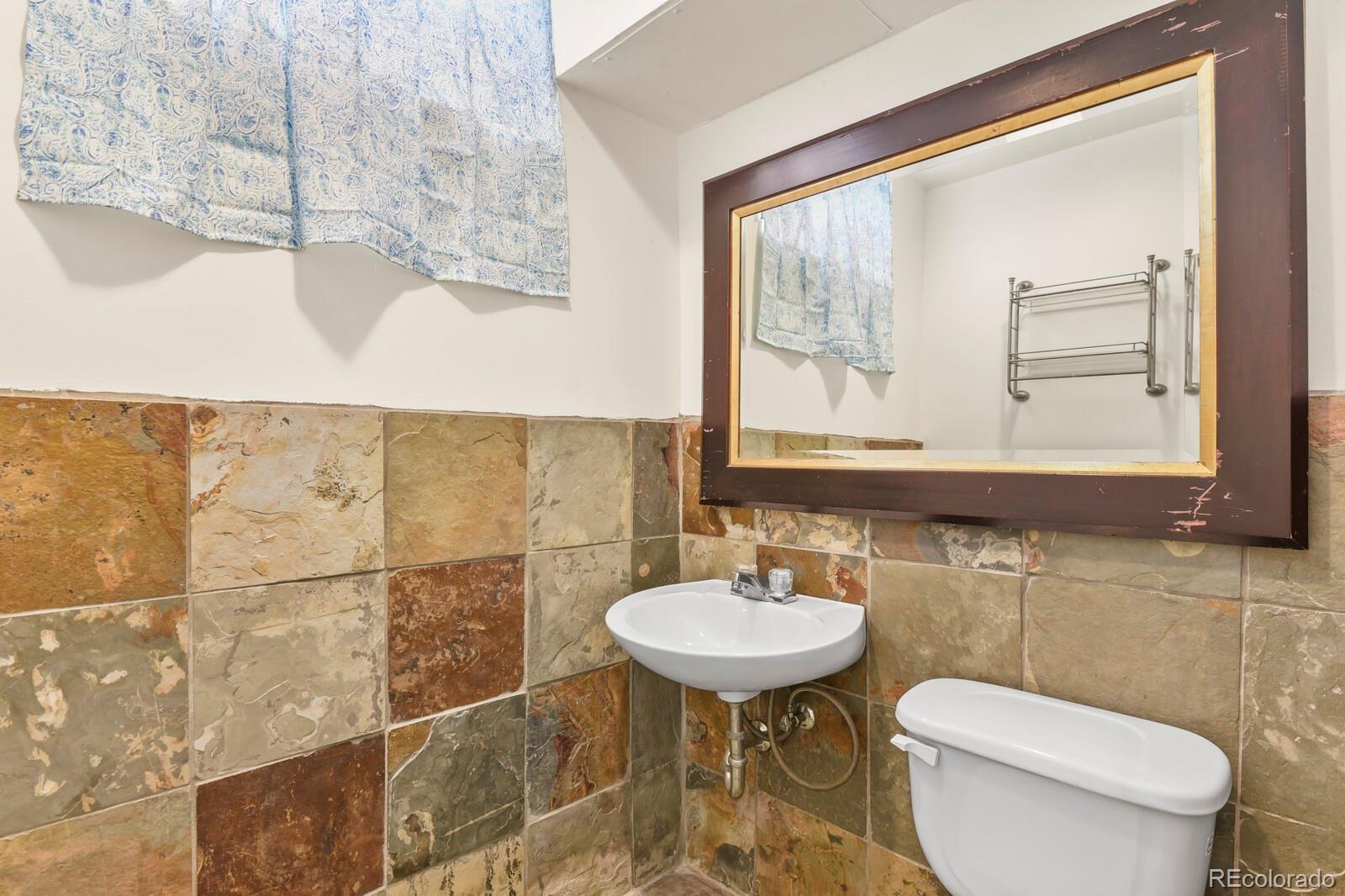 MLS Image #23 for 7201  avrum drive,denver, Colorado