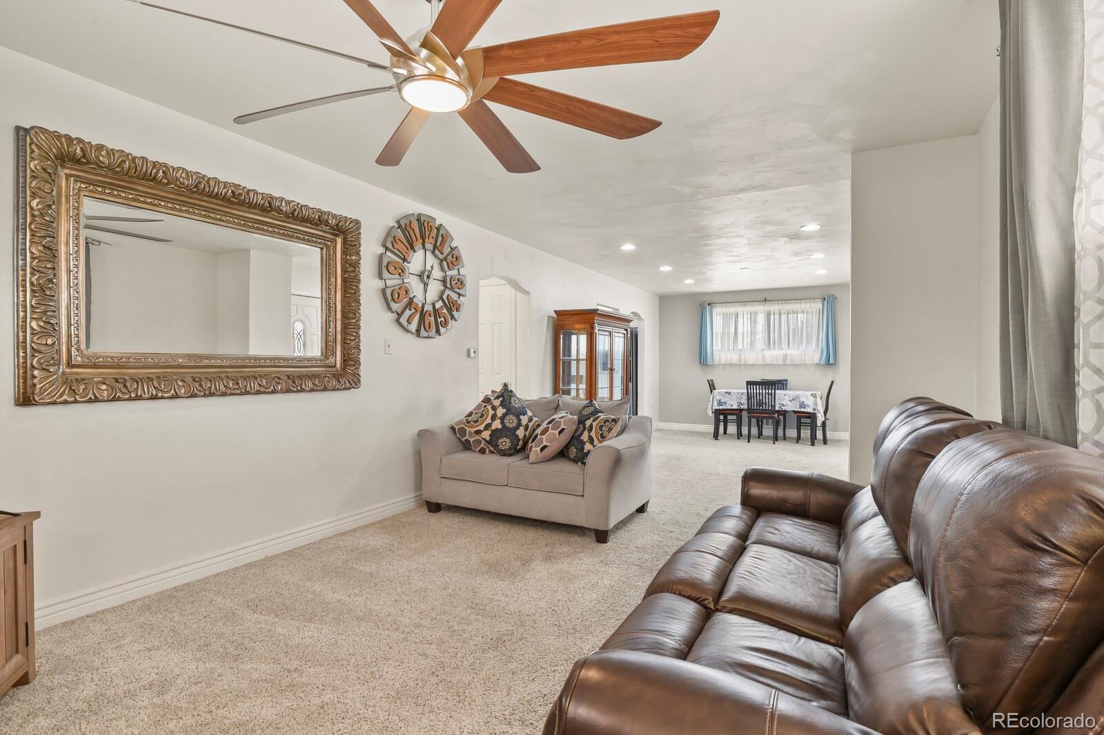 MLS Image #5 for 7201  avrum drive,denver, Colorado