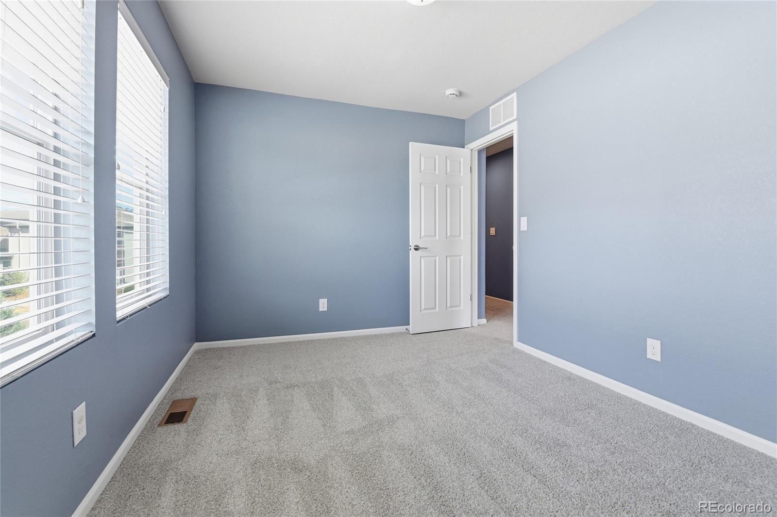 MLS Image #17 for 16148 e elk drive,denver, Colorado