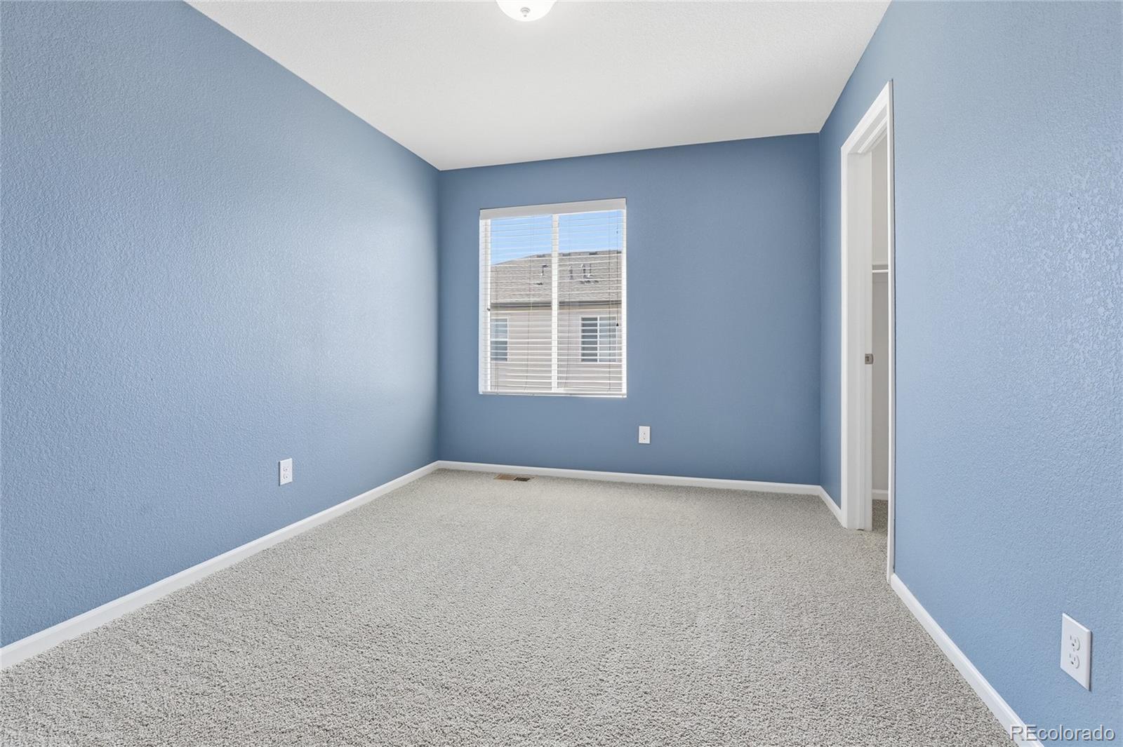 MLS Image #21 for 16148 e elk drive,denver, Colorado