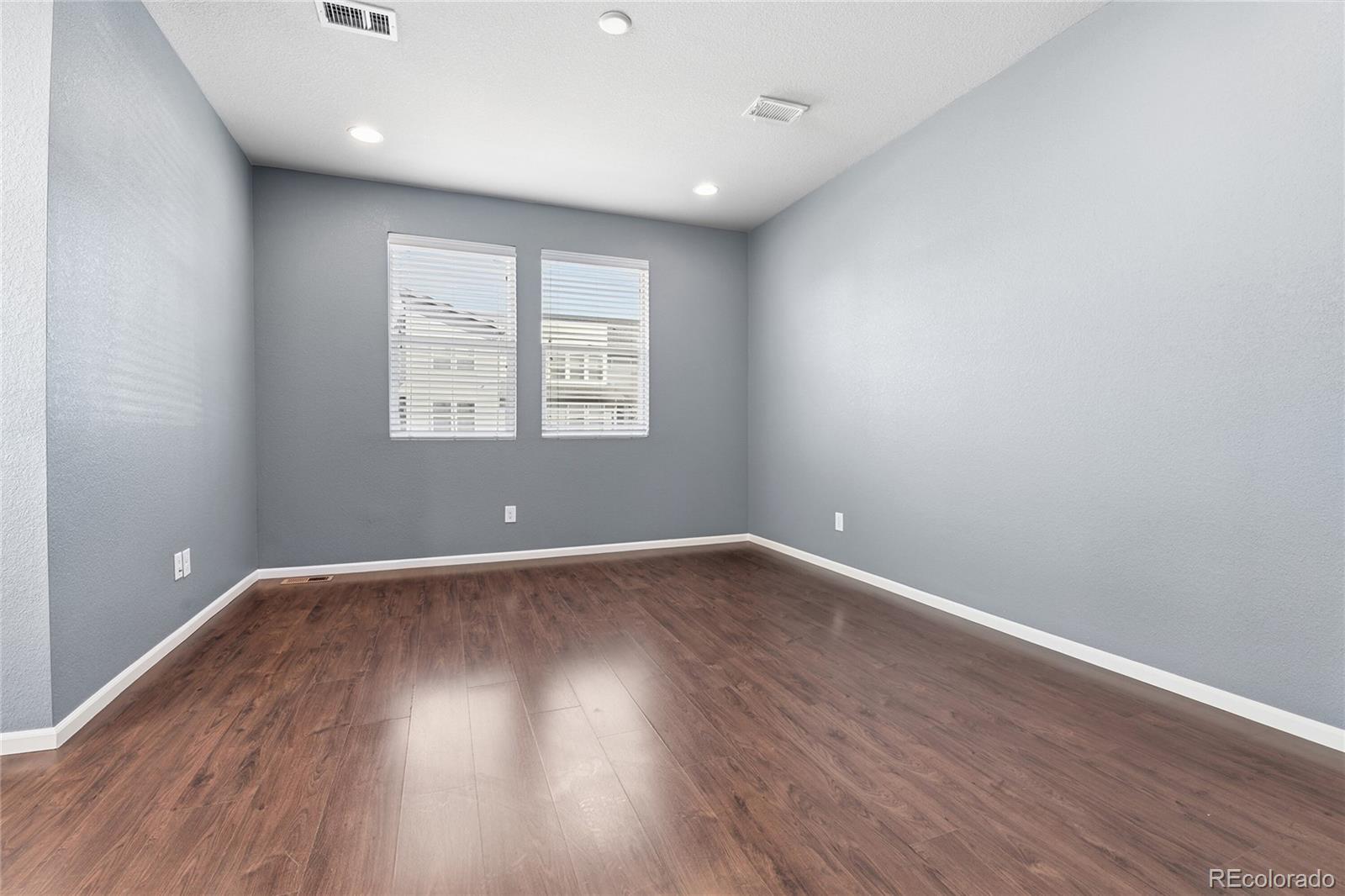 MLS Image #3 for 16148 e elk drive,denver, Colorado