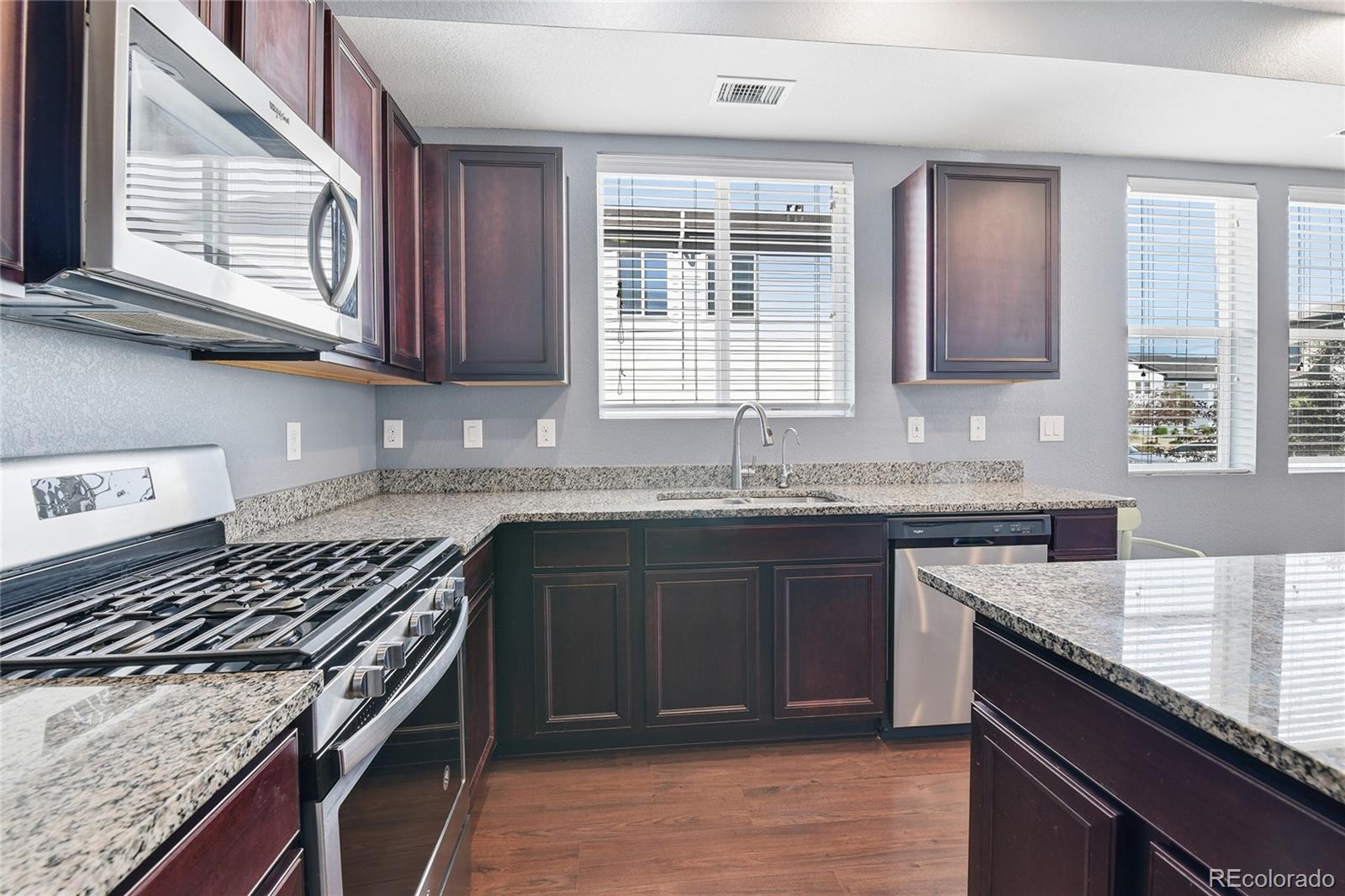 MLS Image #6 for 16148 e elk drive,denver, Colorado