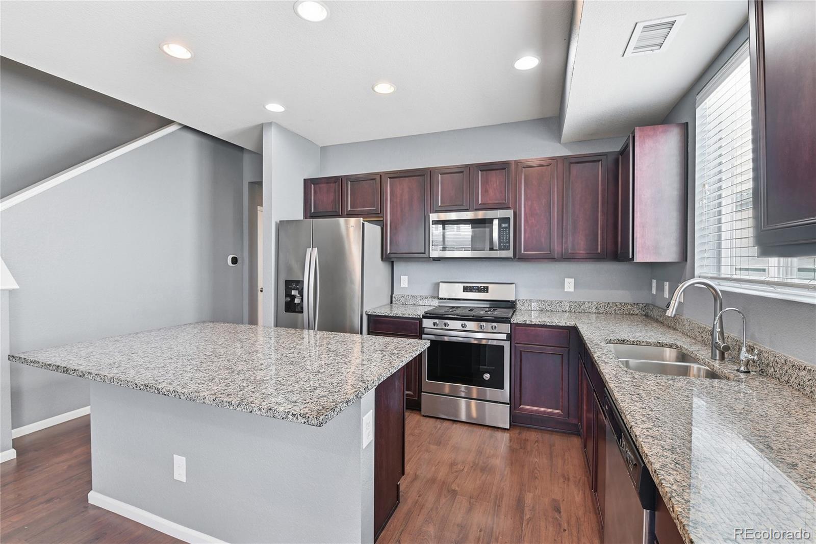 MLS Image #7 for 16148 e elk drive,denver, Colorado