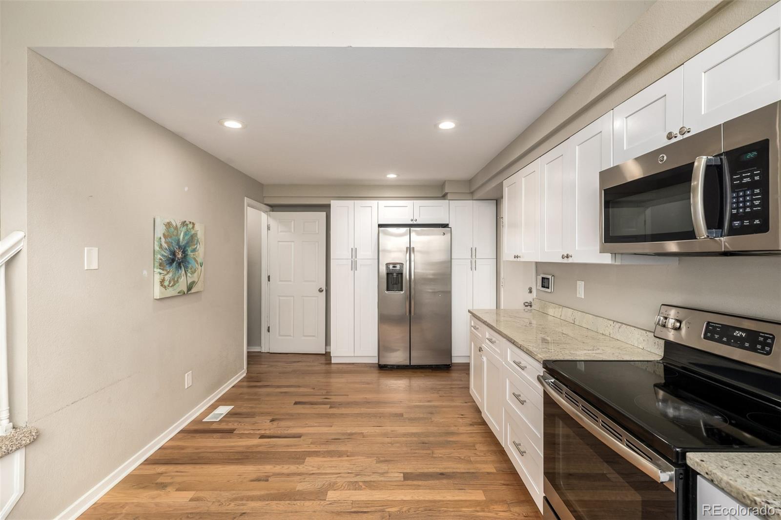 MLS Image #12 for 1116 s rifle circle,aurora, Colorado