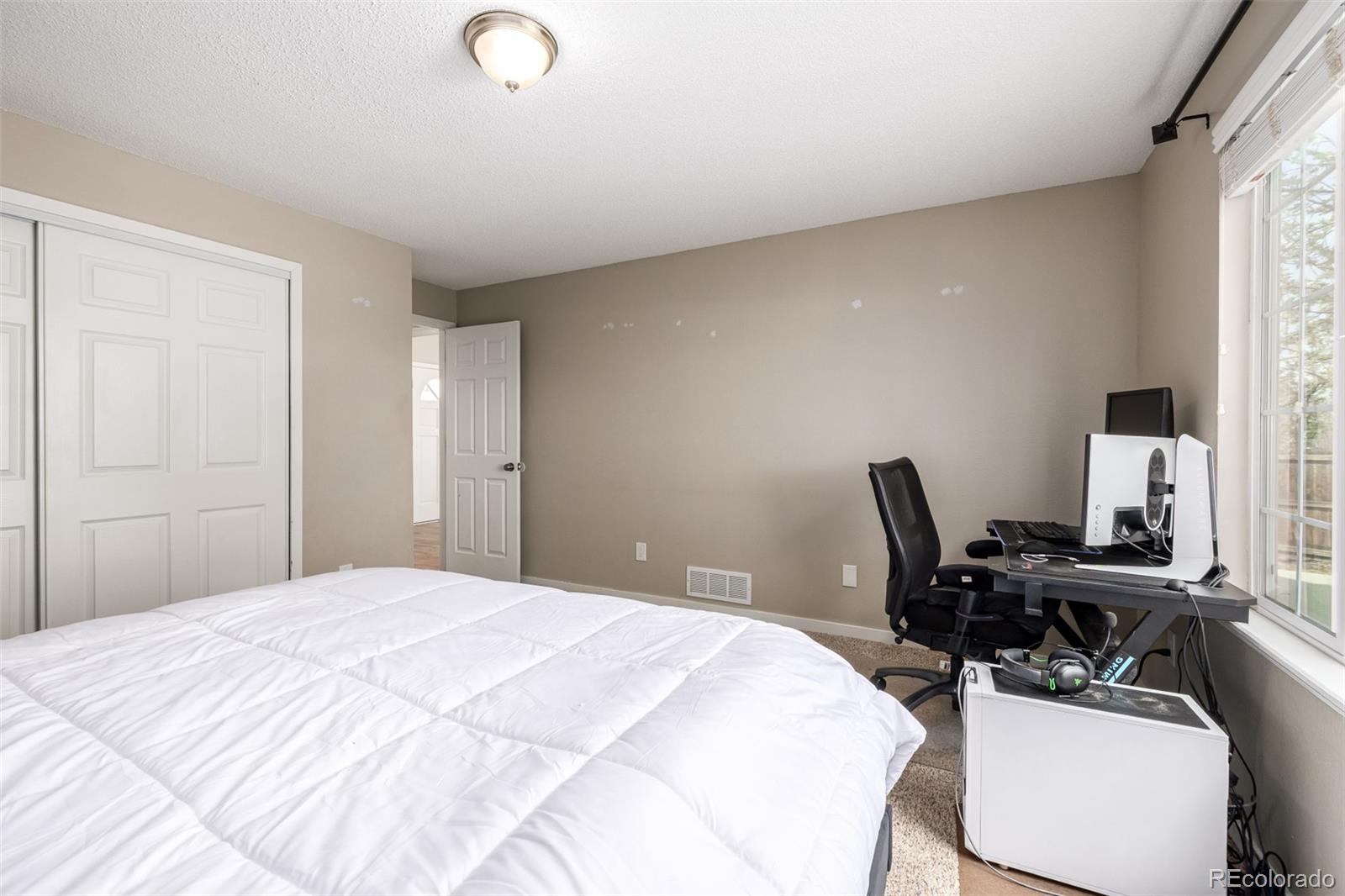 MLS Image #15 for 1116 s rifle circle,aurora, Colorado