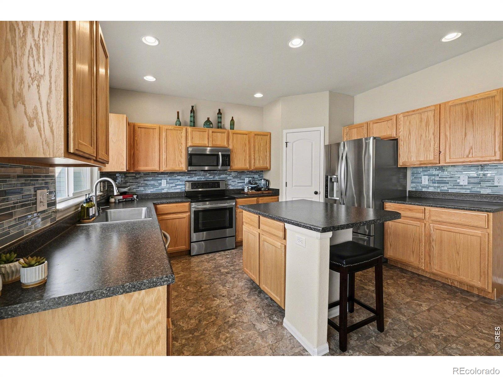 MLS Image #6 for 1542  woodcock street,berthoud, Colorado