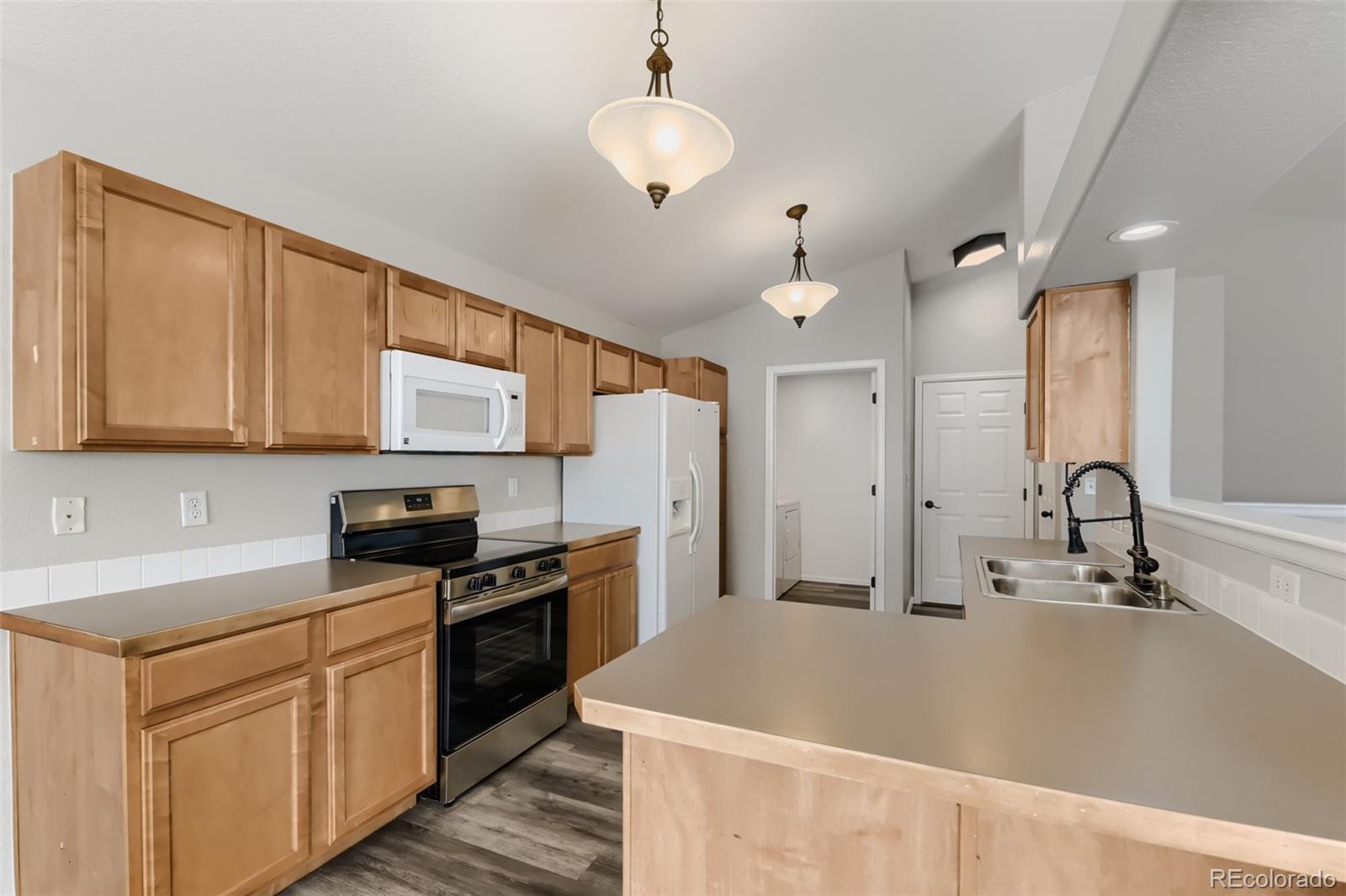 MLS Image #11 for 644  cable street,brighton, Colorado