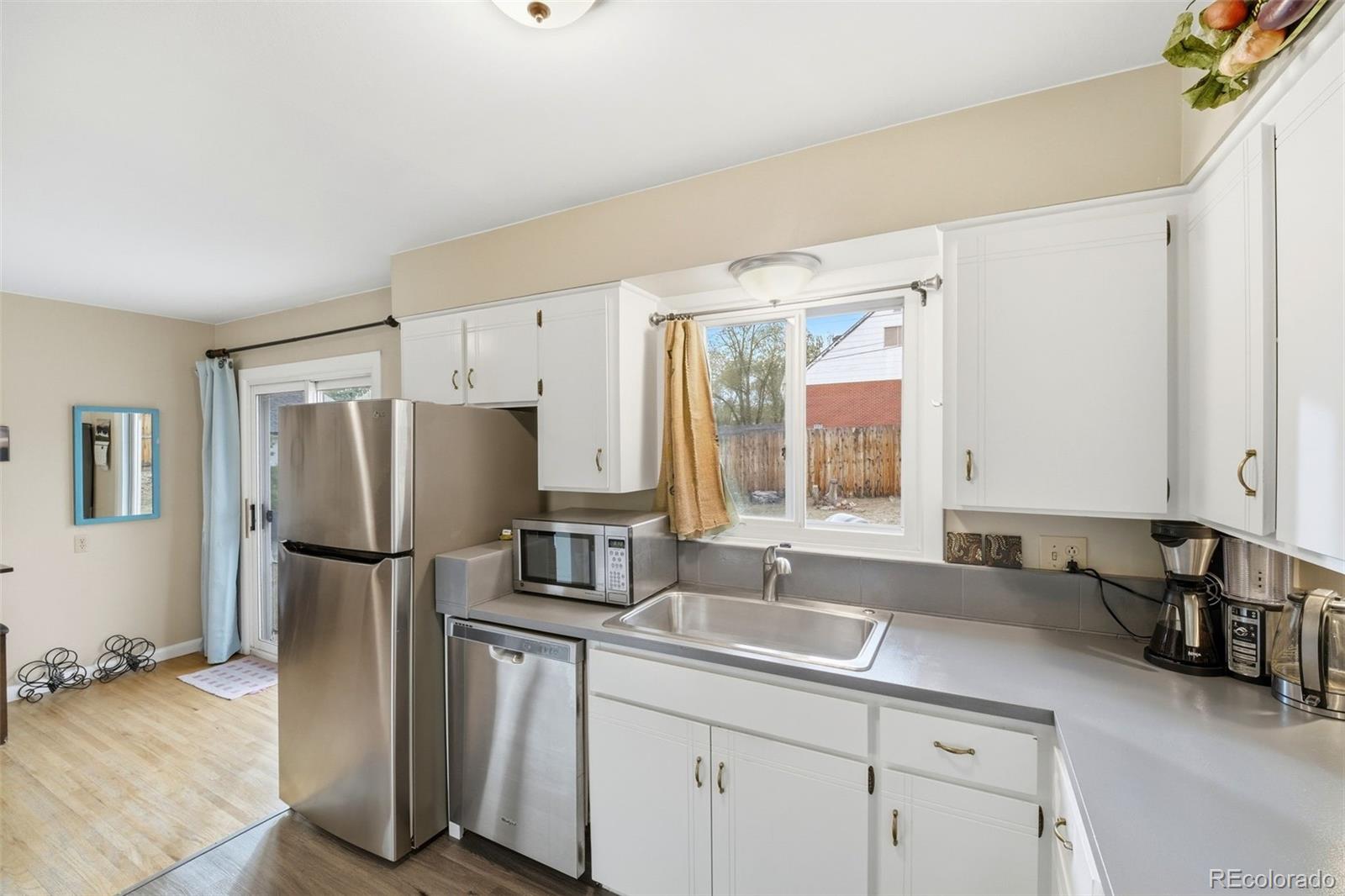 MLS Image #3 for 3712  sheffield lane,colorado springs, Colorado