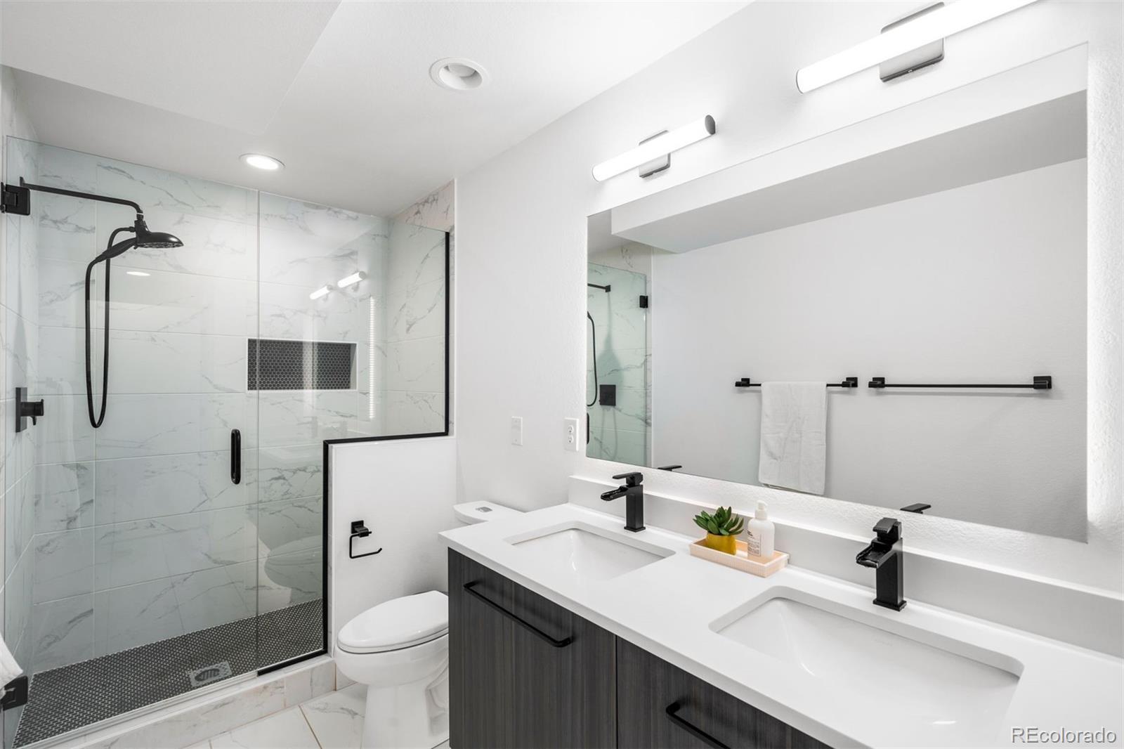 MLS Image #22 for 1870  irving street ,denver, Colorado