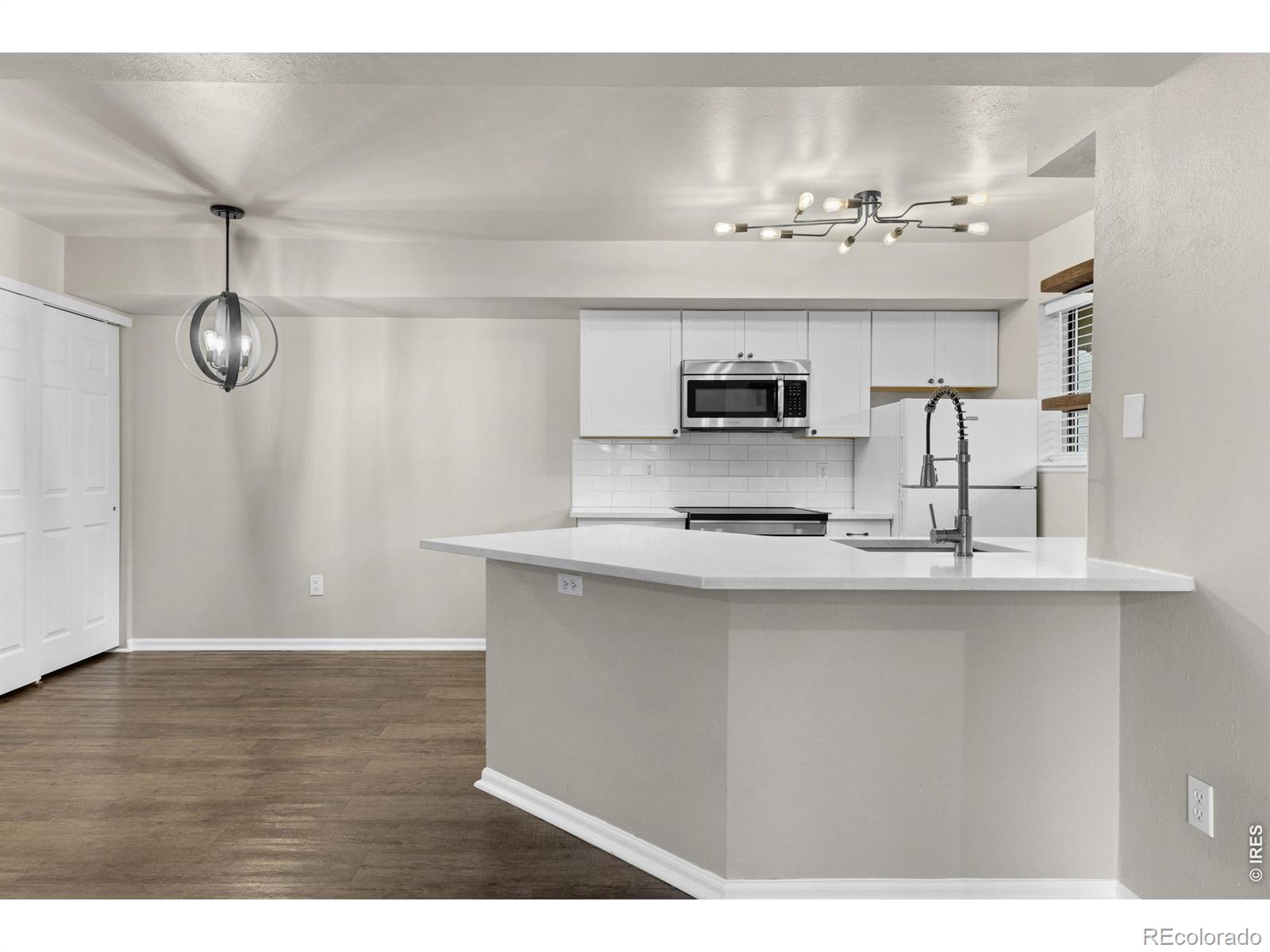 MLS Image #10 for 60 s boulder circle,boulder, Colorado
