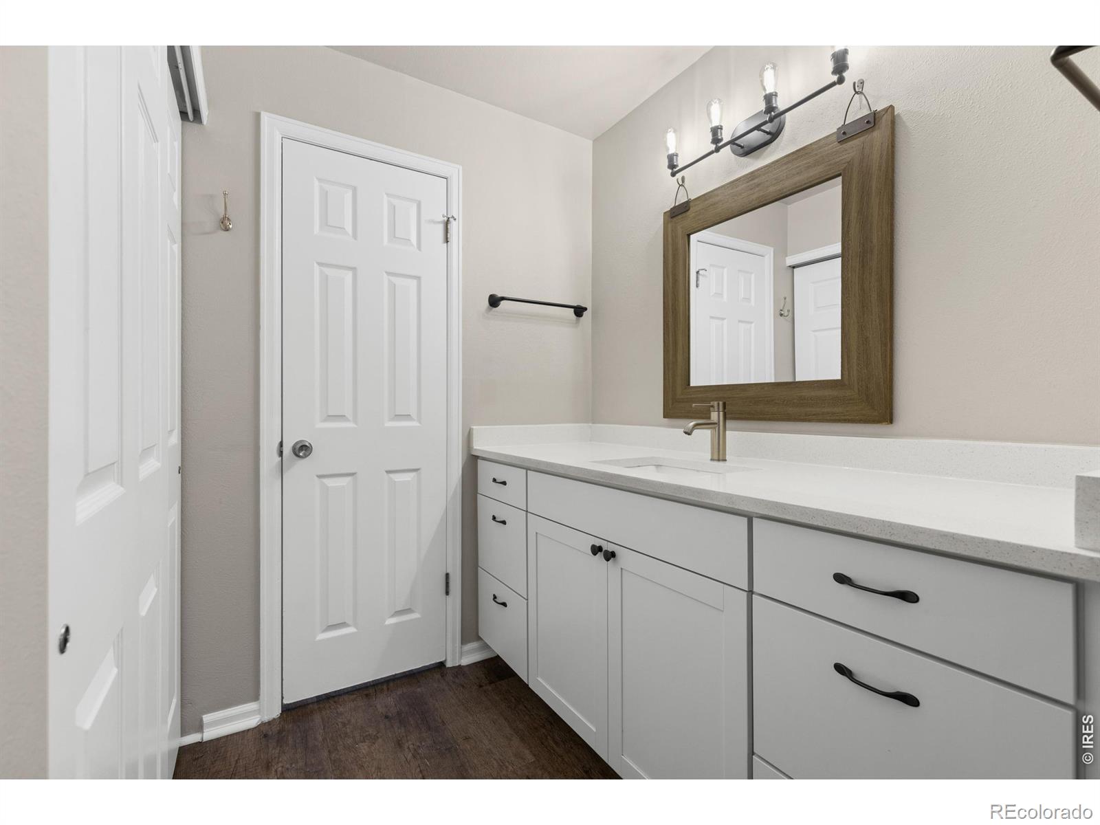 MLS Image #21 for 60 s boulder circle,boulder, Colorado