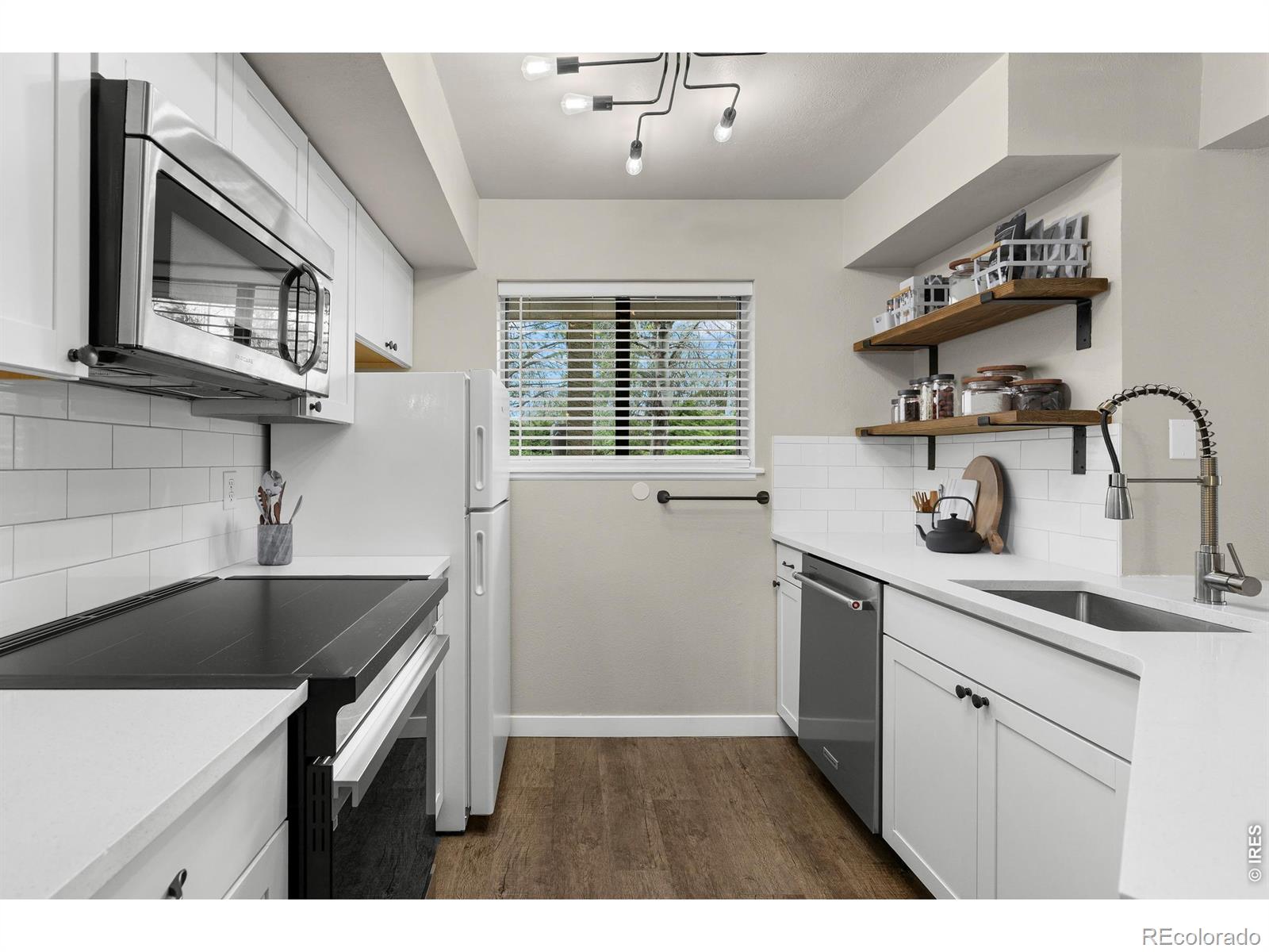 MLS Image #5 for 60 s boulder circle,boulder, Colorado