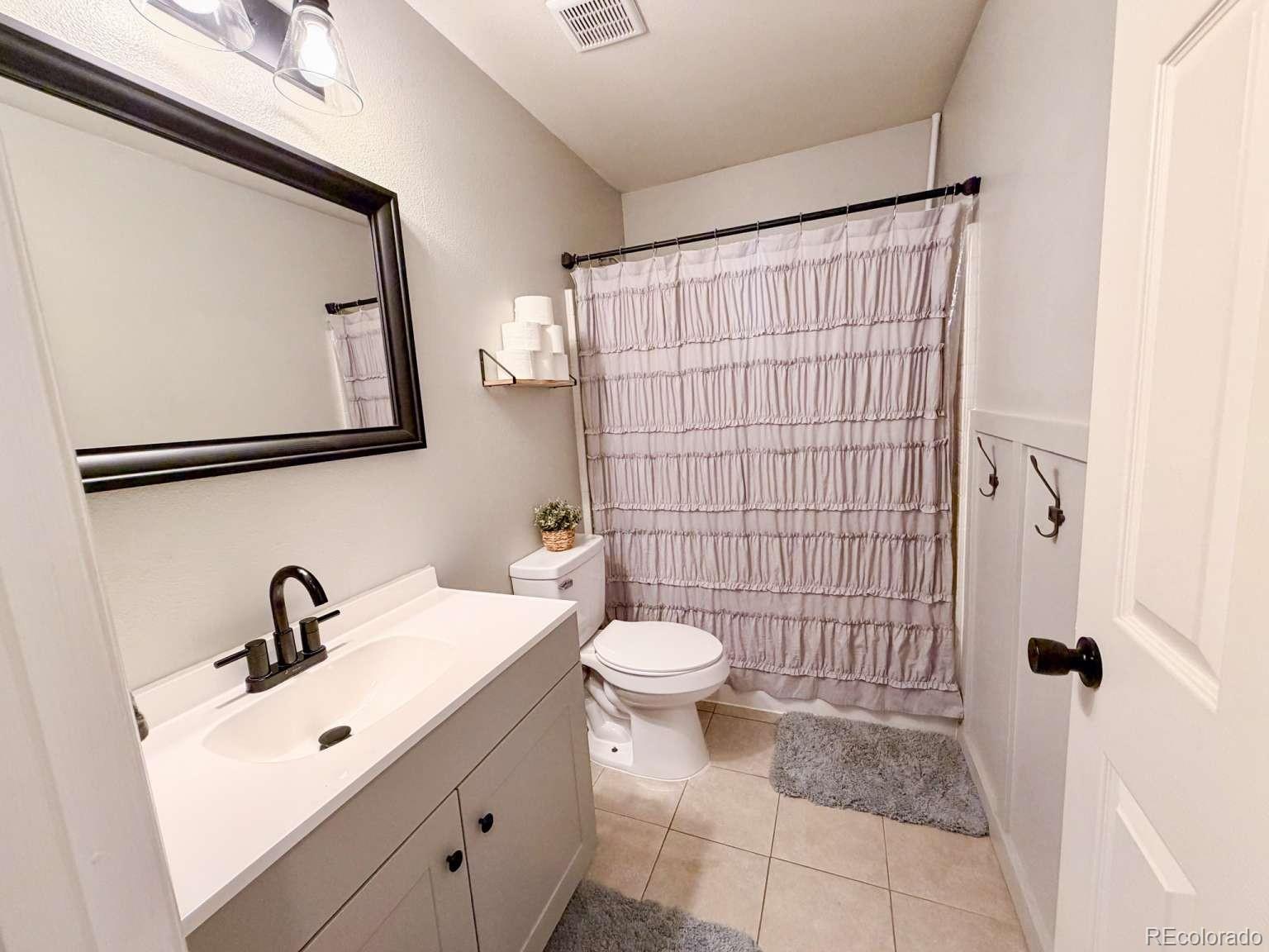MLS Image #19 for 22264 e belleview place,aurora, Colorado