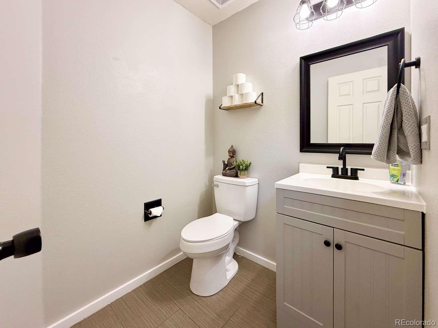 MLS Image #3 for 22264 e belleview place,aurora, Colorado