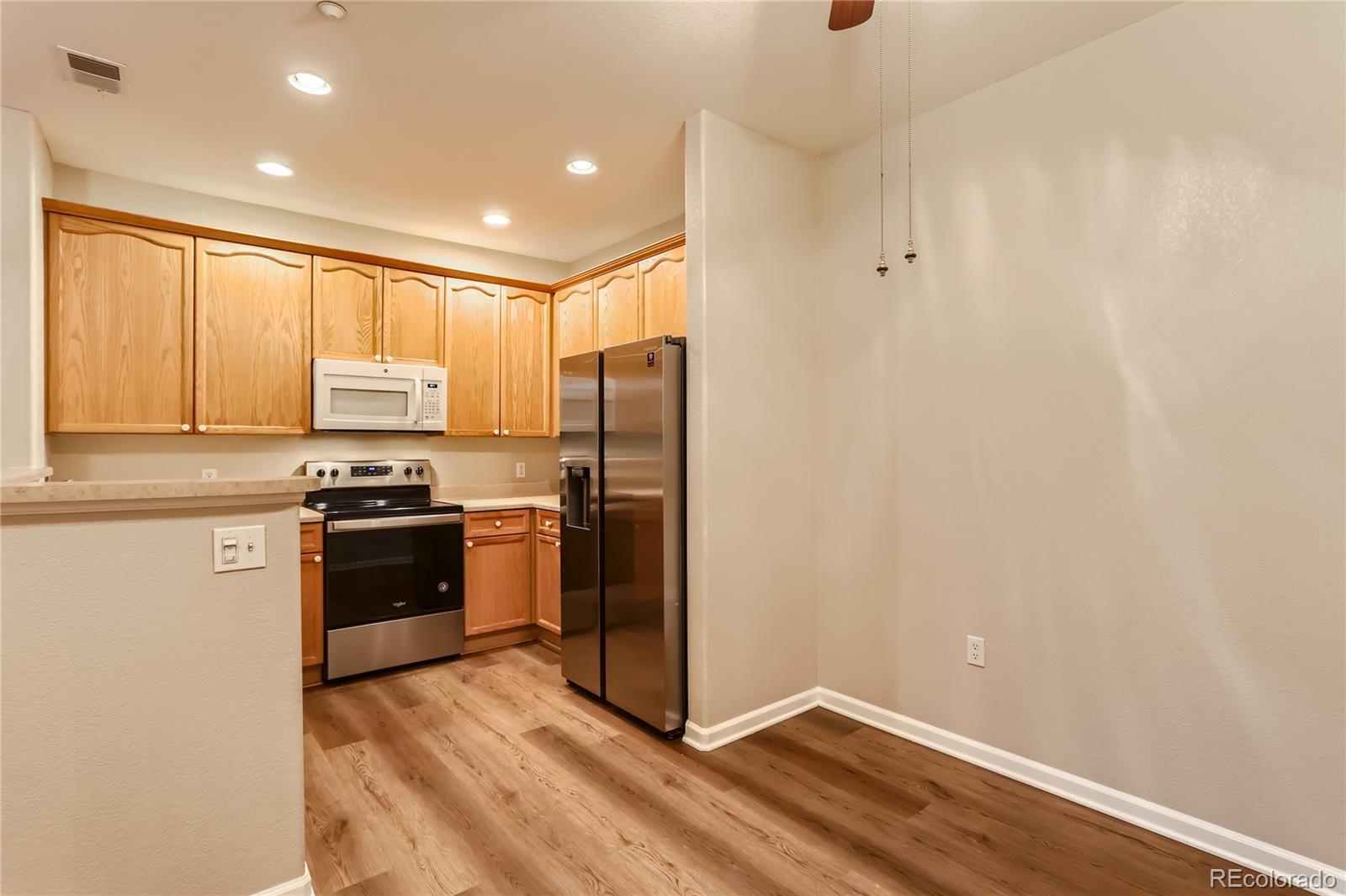 MLS Image #10 for 8427 s hoyt way 105,littleton, Colorado