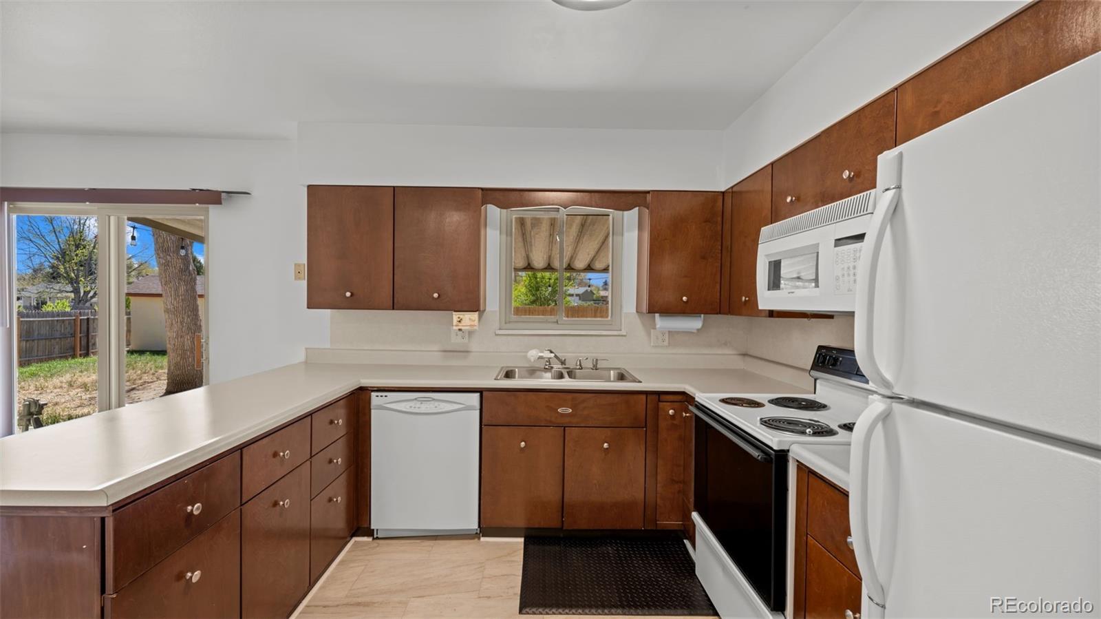MLS Image #12 for 1304  de reamer circle,colorado springs, Colorado