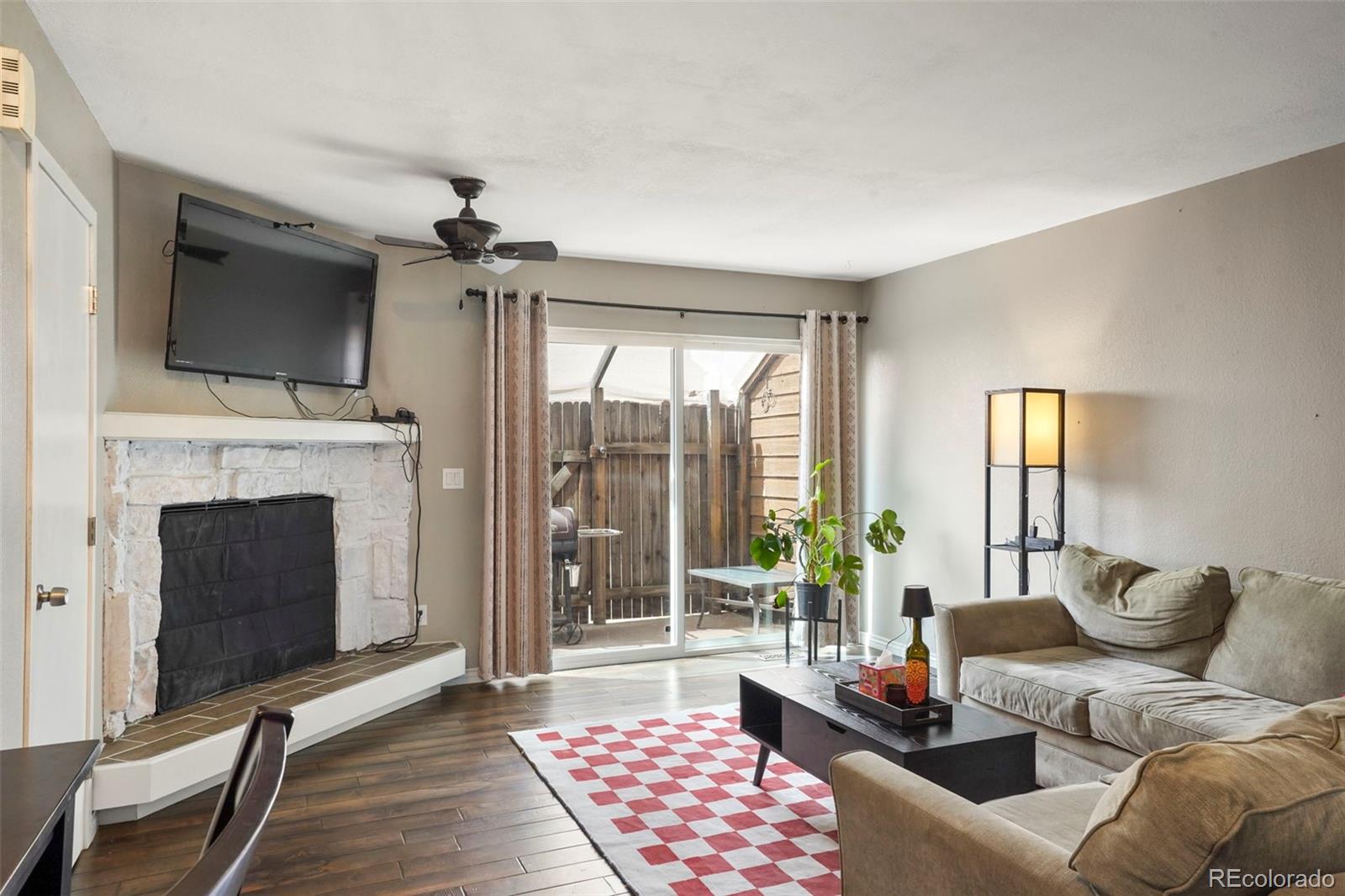 MLS Image #6 for 2469  devonshire court,denver, Colorado