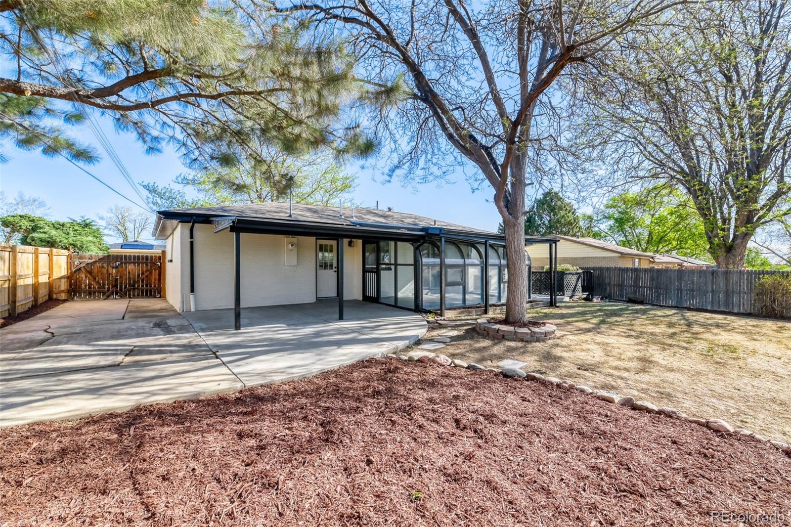 MLS Image #26 for 900  essex drive,denver, Colorado