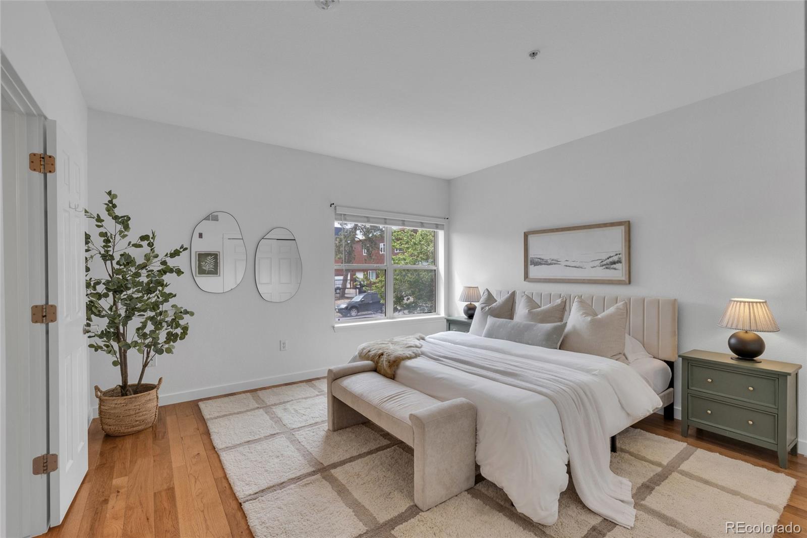 MLS Image #12 for 2901  wyandot street 2,denver, Colorado