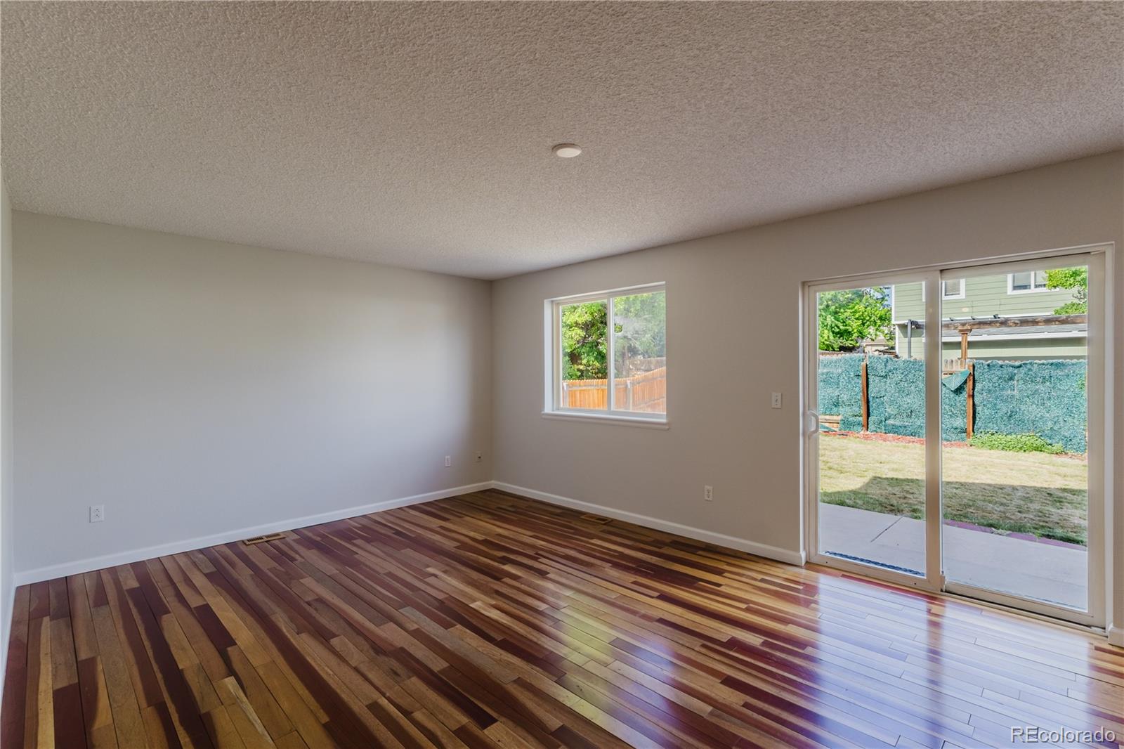 MLS Image #11 for 2180 s uravan street,aurora, Colorado