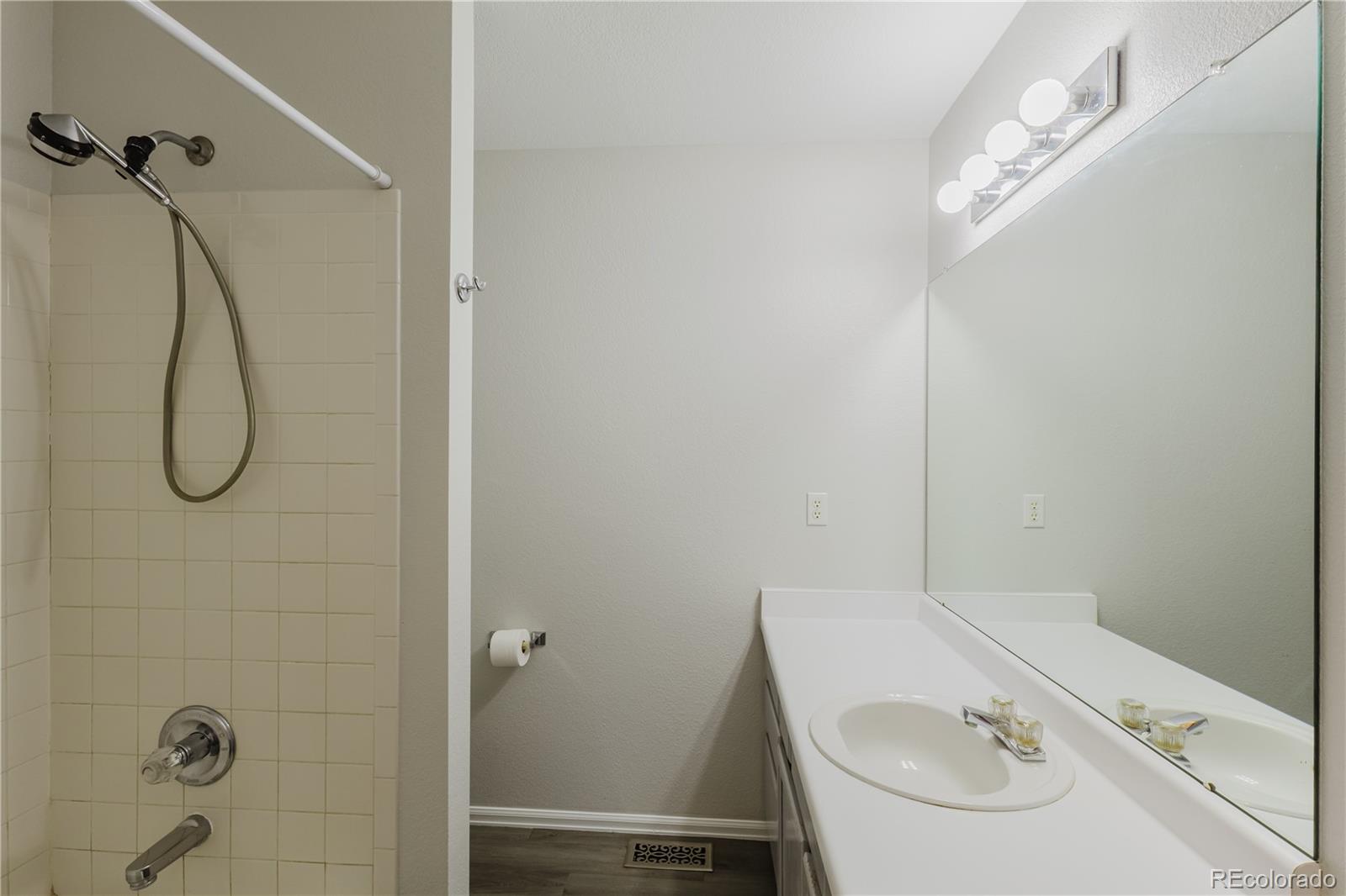 MLS Image #24 for 2180 s uravan street,aurora, Colorado