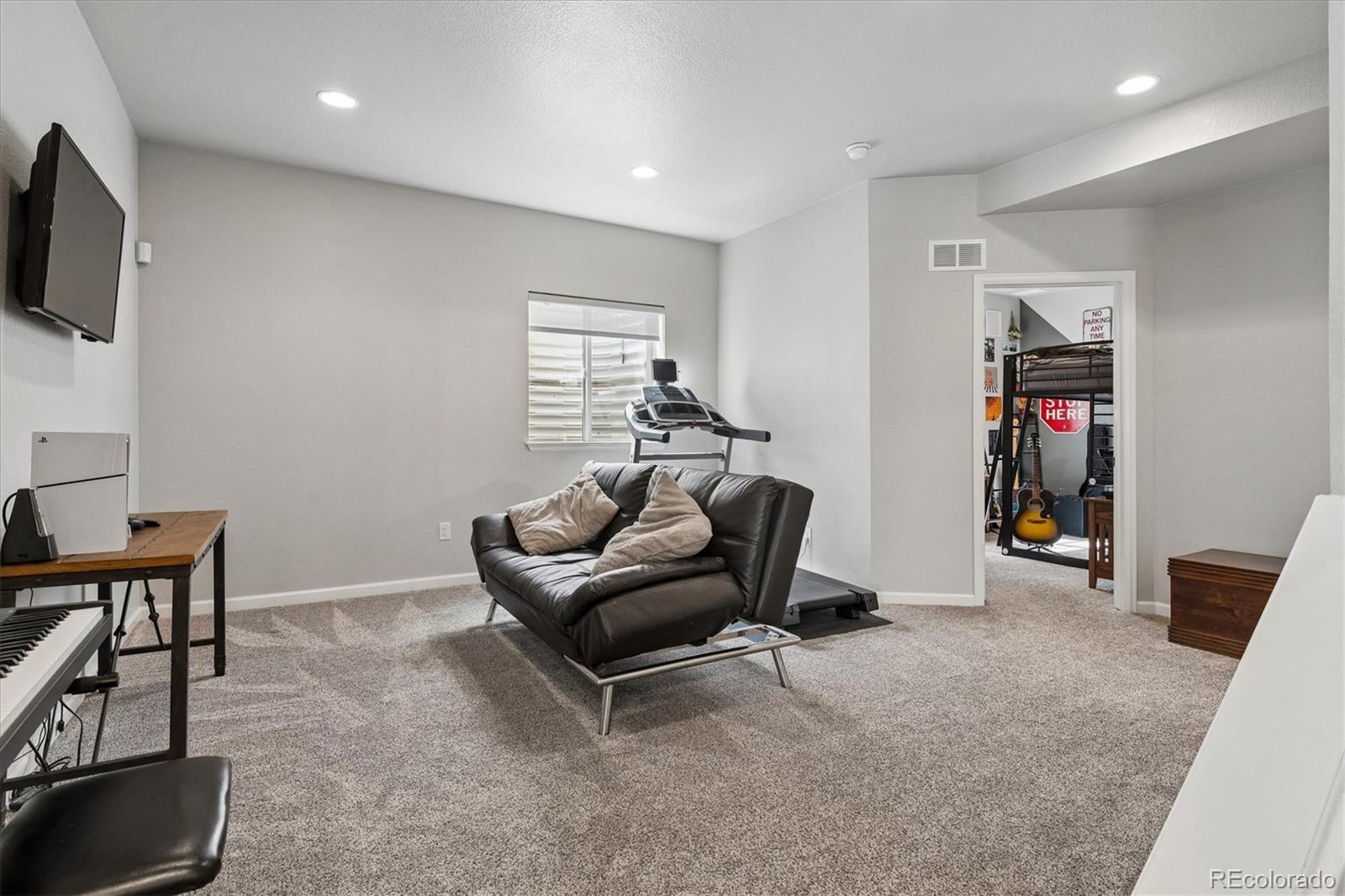 MLS Image #19 for 9353  iron mountain way,arvada, Colorado