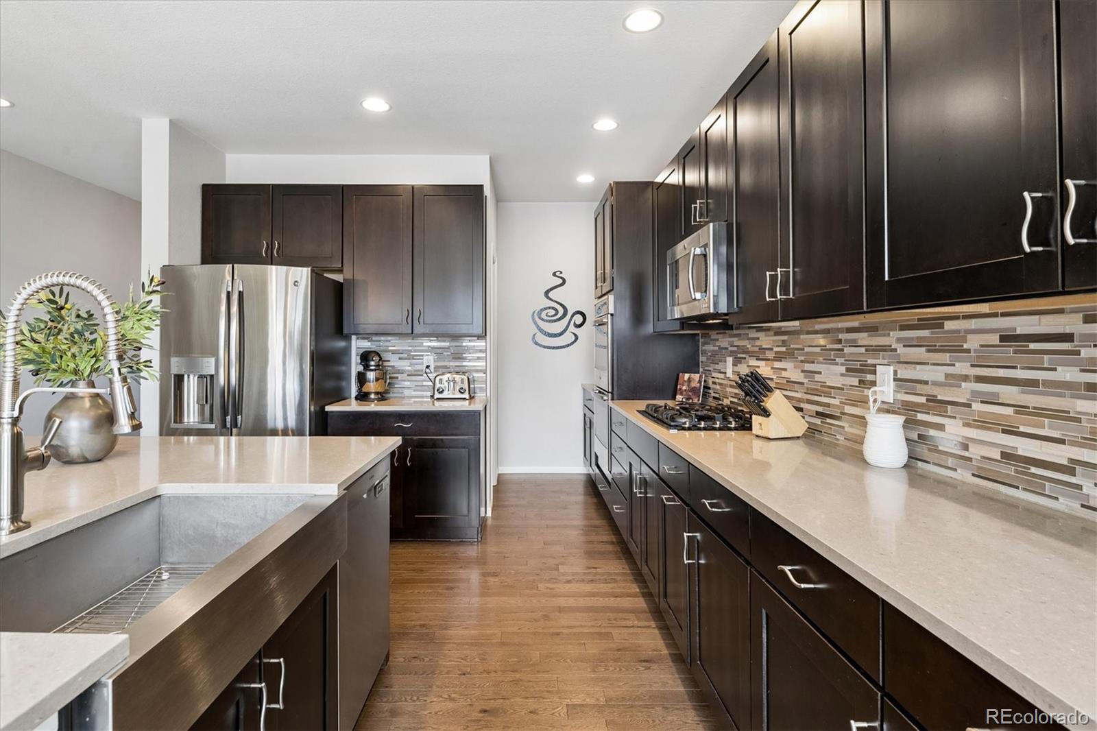 MLS Image #6 for 9353  iron mountain way,arvada, Colorado