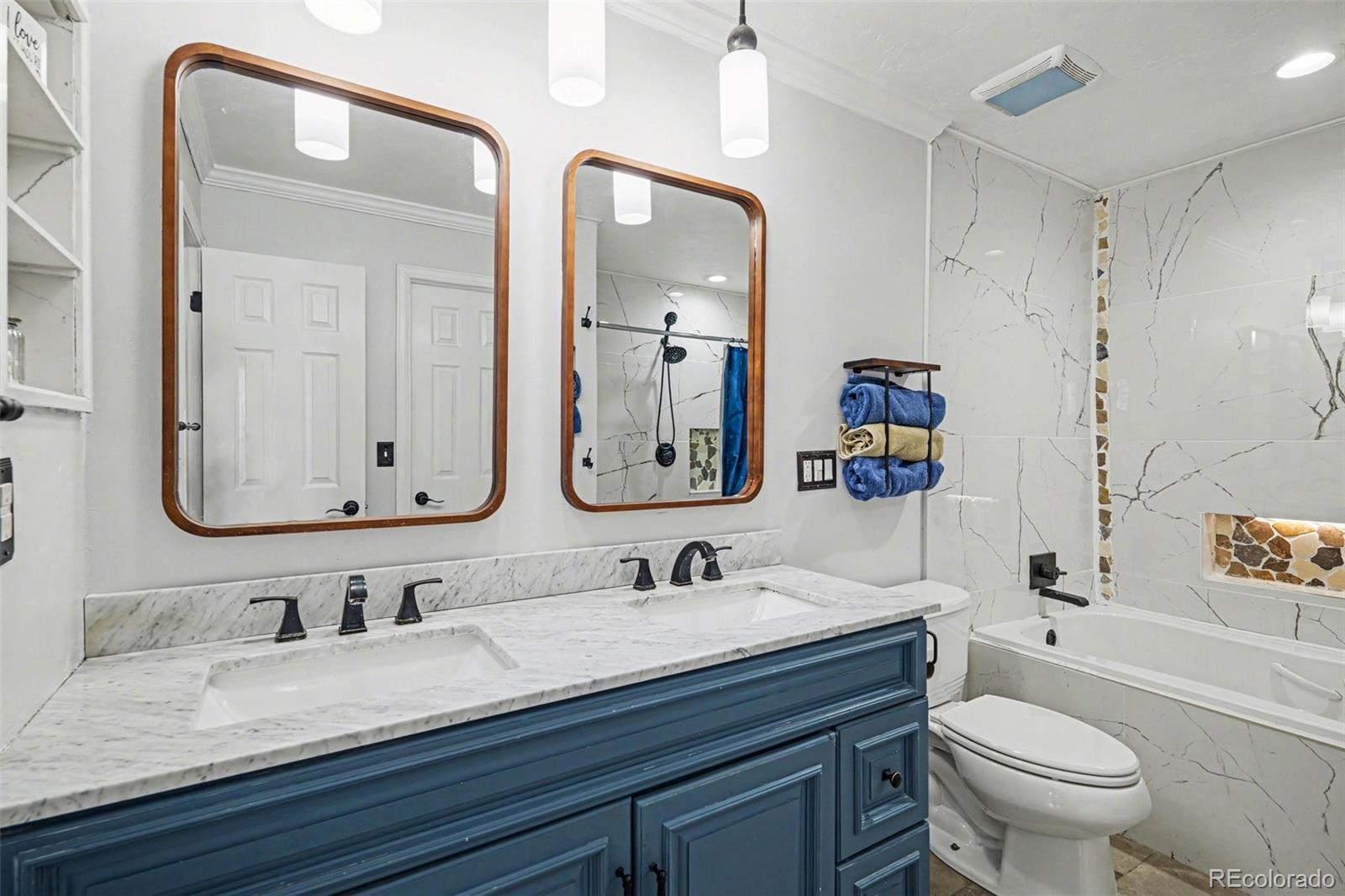 MLS Image #13 for 8151 s marion court,centennial, Colorado