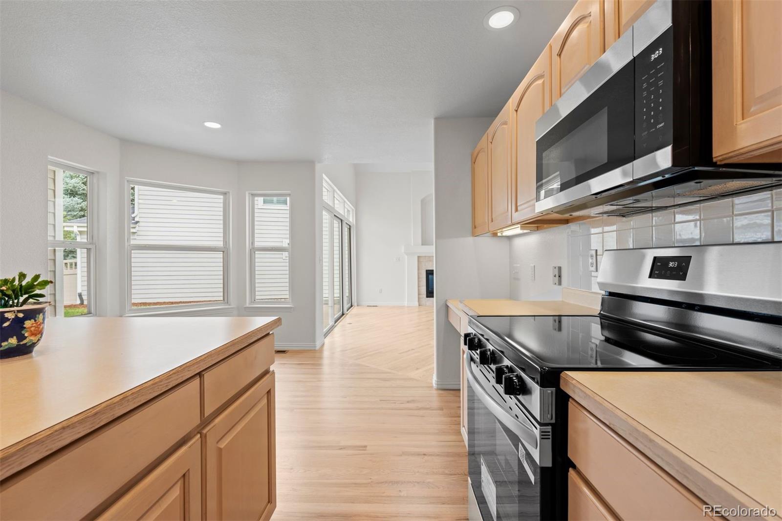 MLS Image #13 for 1011 s valentia street,denver, Colorado