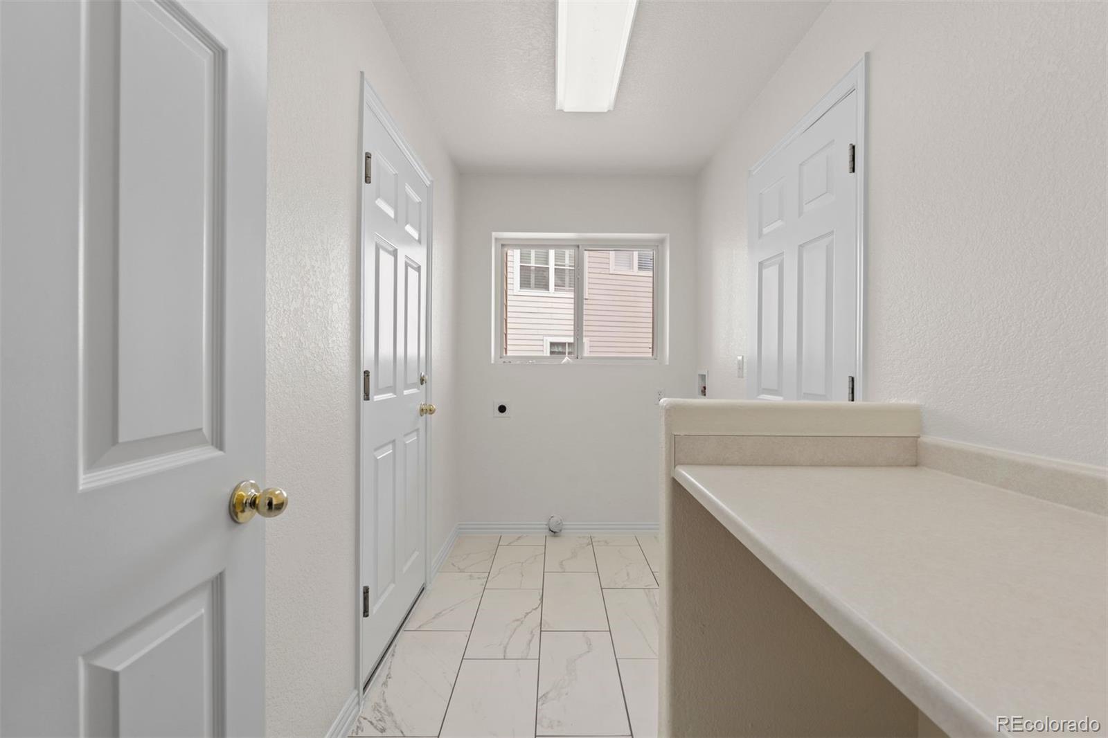 MLS Image #17 for 1011 s valentia street,denver, Colorado