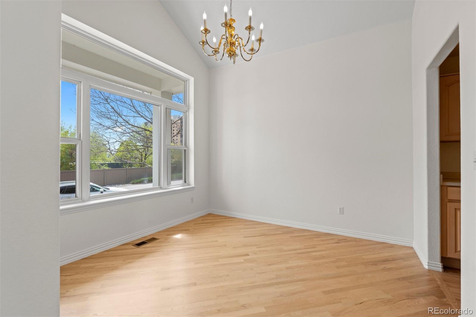 MLS Image #6 for 1011 s valentia street,denver, Colorado