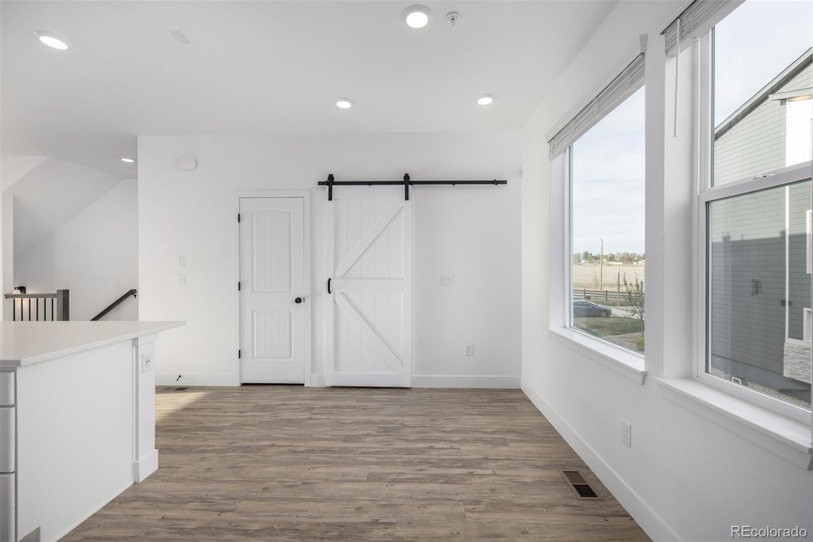 MLS Image #11 for 6936  eliot street,denver, Colorado