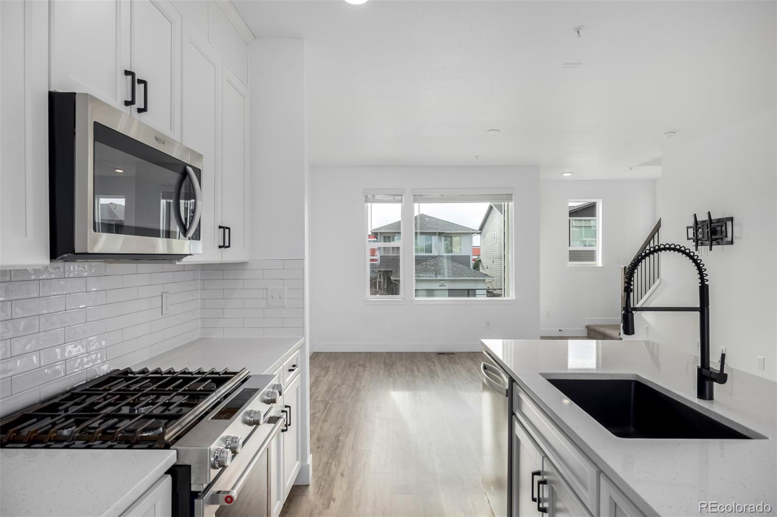 MLS Image #16 for 6936  eliot street,denver, Colorado