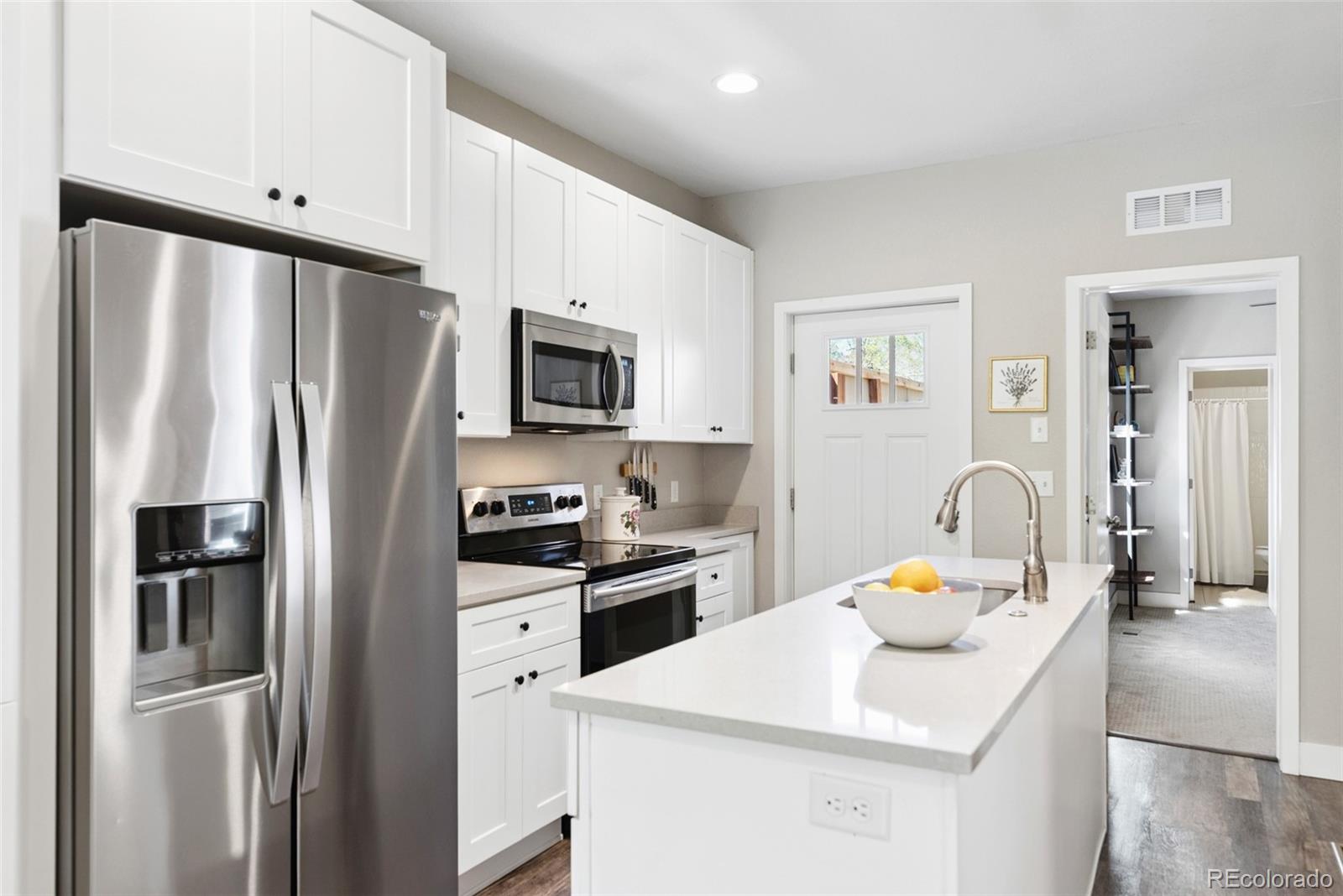 MLS Image #8 for 425 n corona street,denver, Colorado