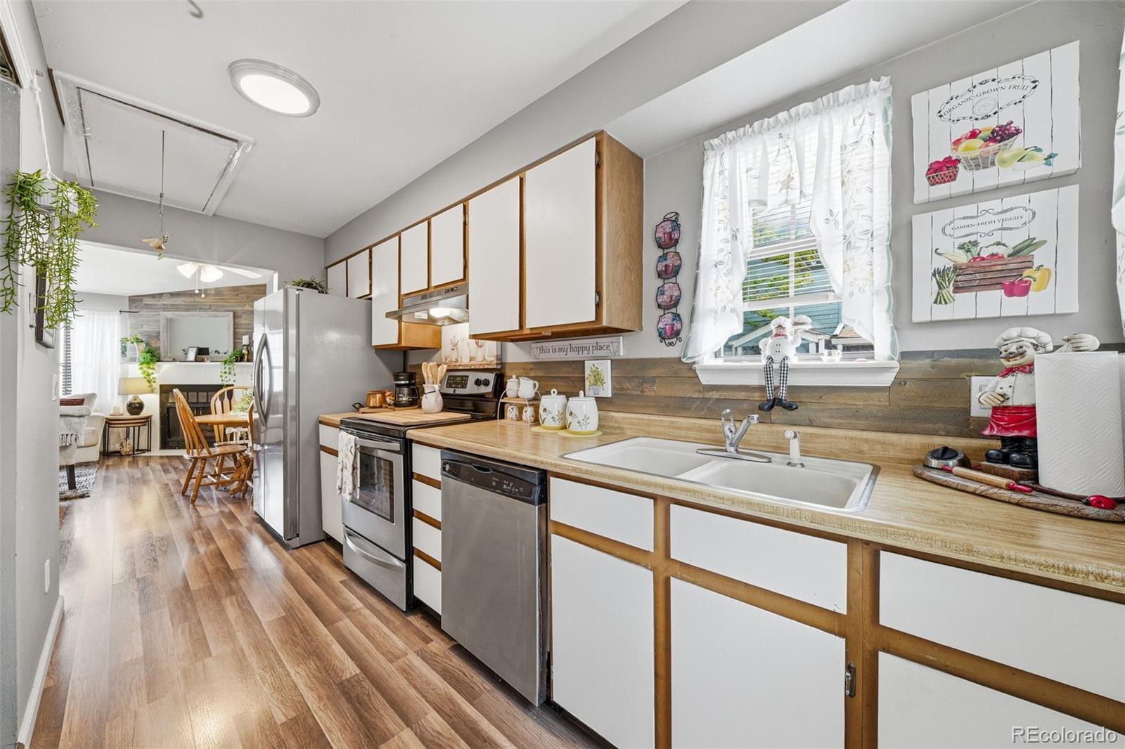 MLS Image #17 for 8172  washington street,denver, Colorado