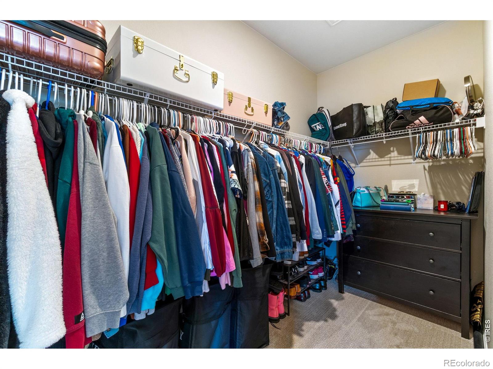 MLS Image #13 for 24351 e 41st avenue,aurora, Colorado