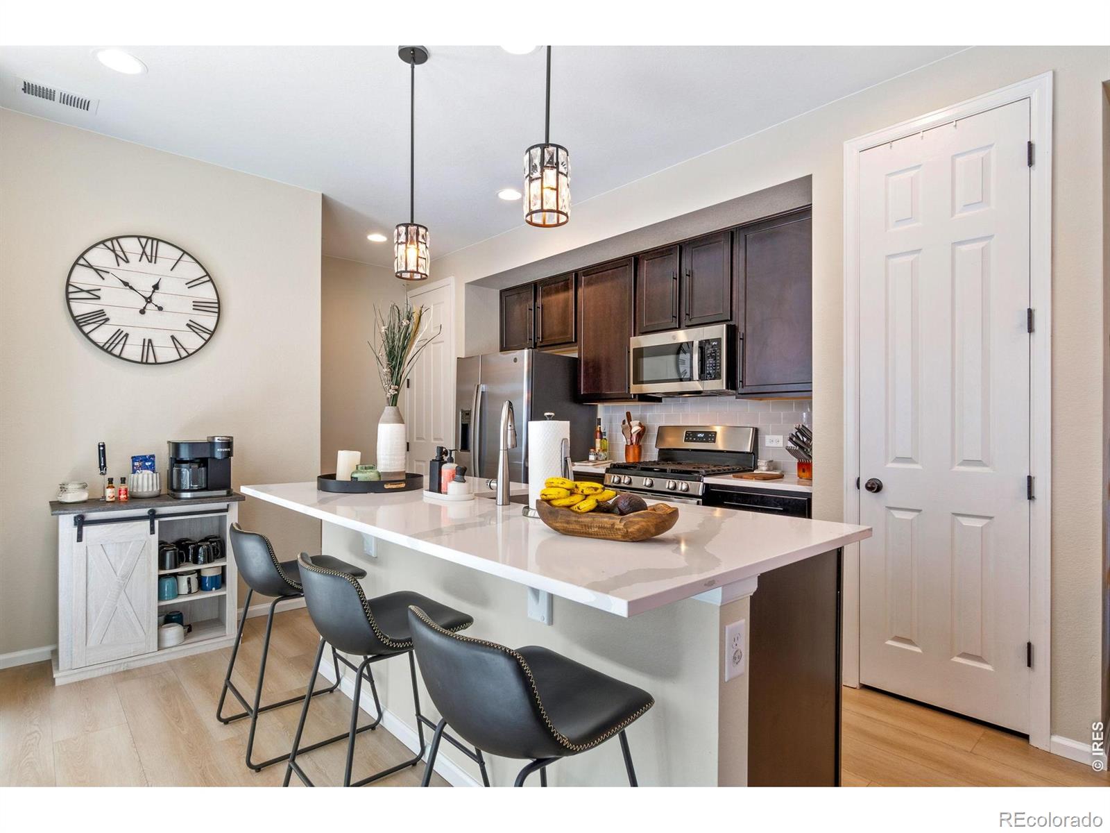 MLS Image #6 for 24351 e 41st avenue,aurora, Colorado